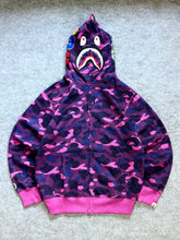 Bape hoodie(M/L/XL)