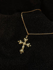 Cross (pearl)