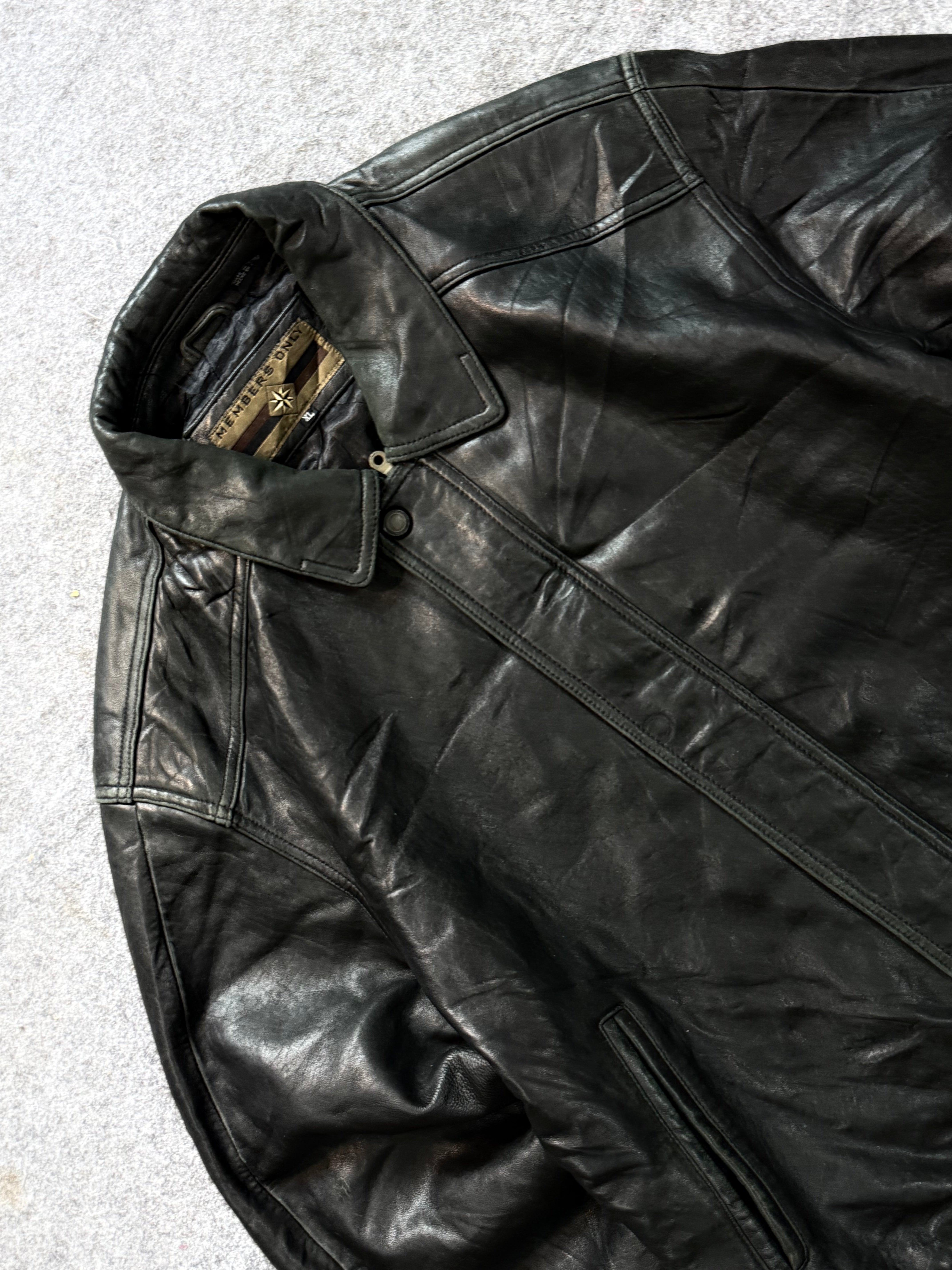 Bomber leather jacket(L/XL)