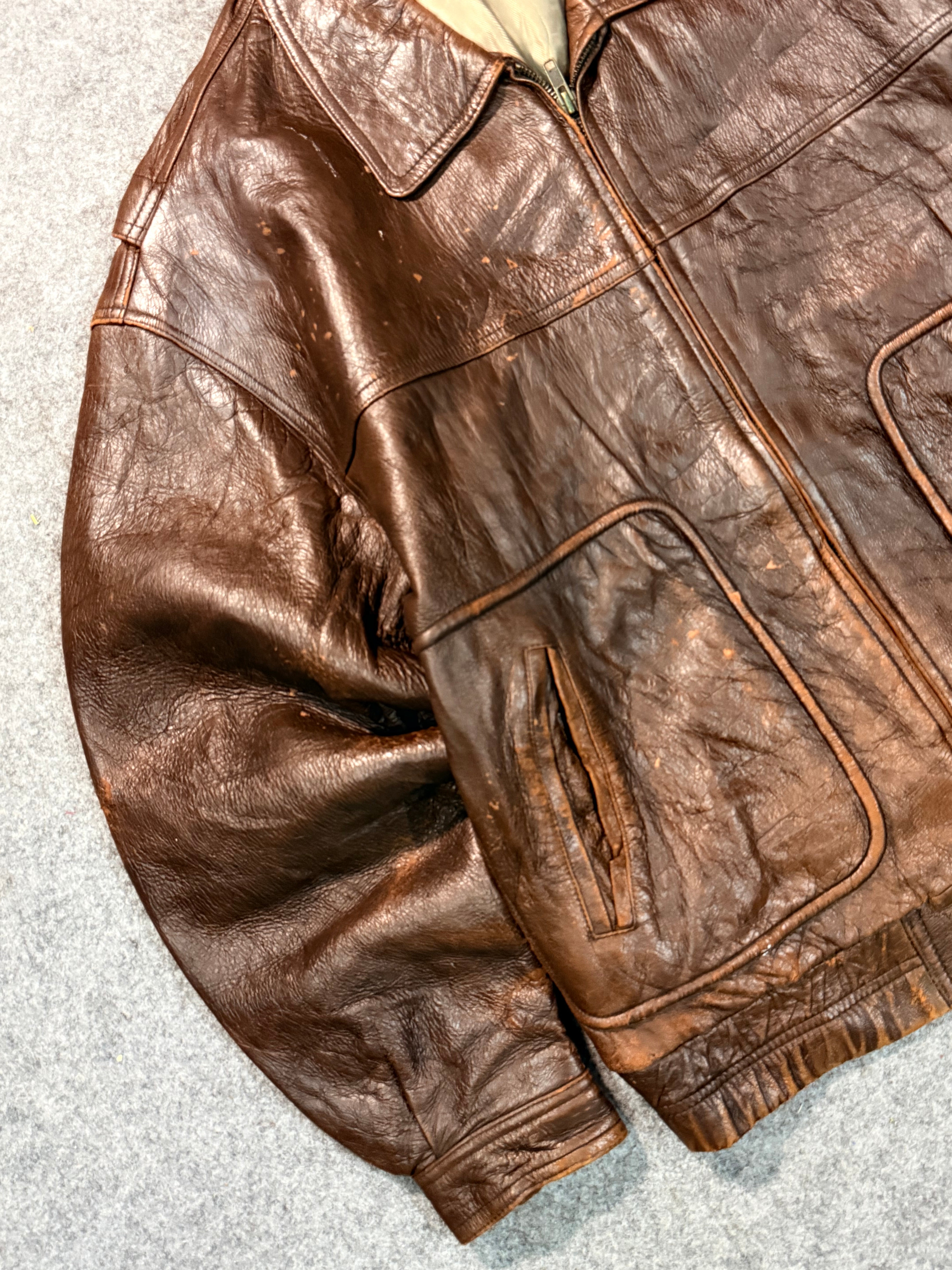 Bomber leather jacket(M/L)