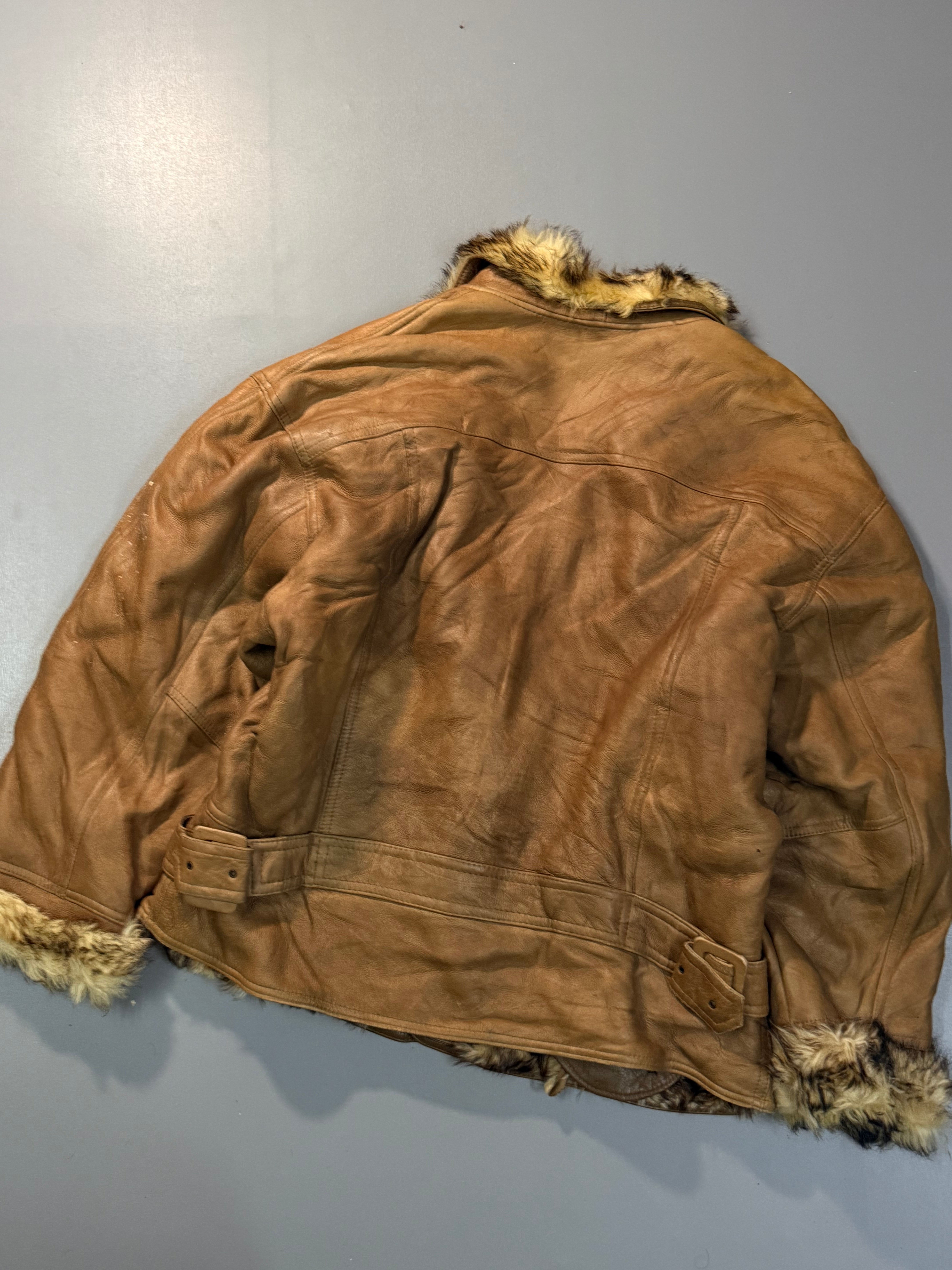 Leather jacket(L/XL)