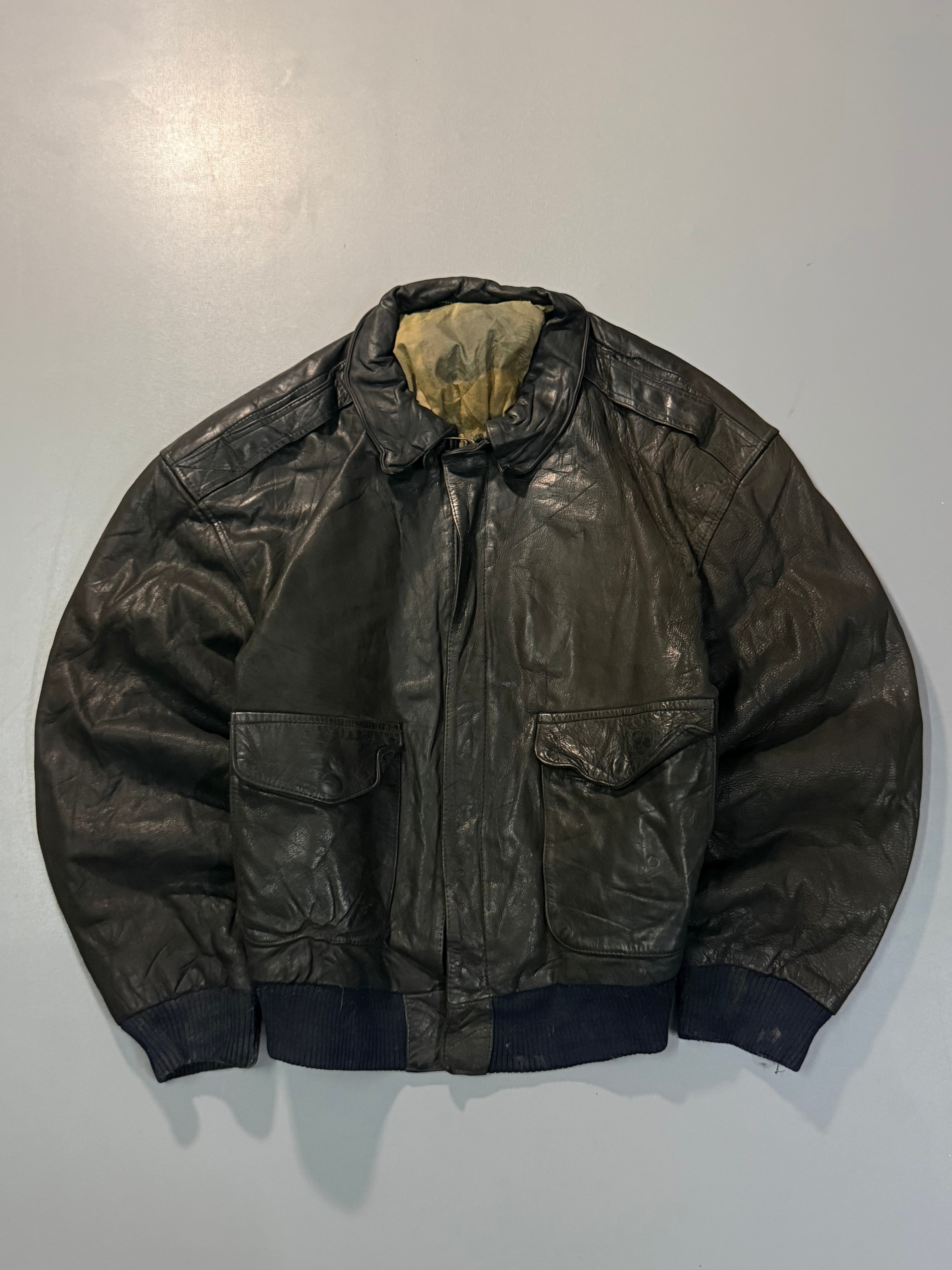 Bomber leather jacket(M/L)