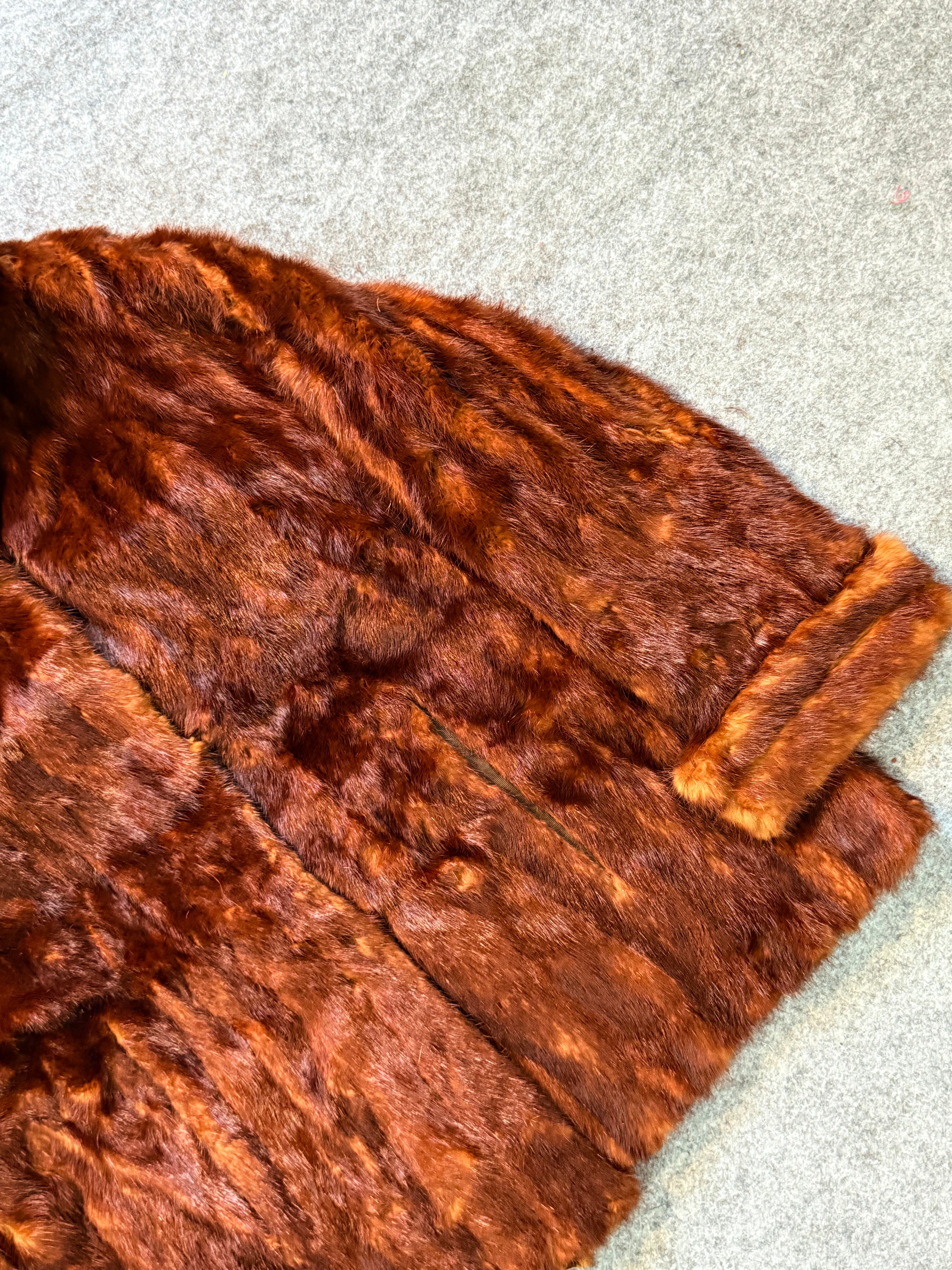 Fur coat(S/M)
