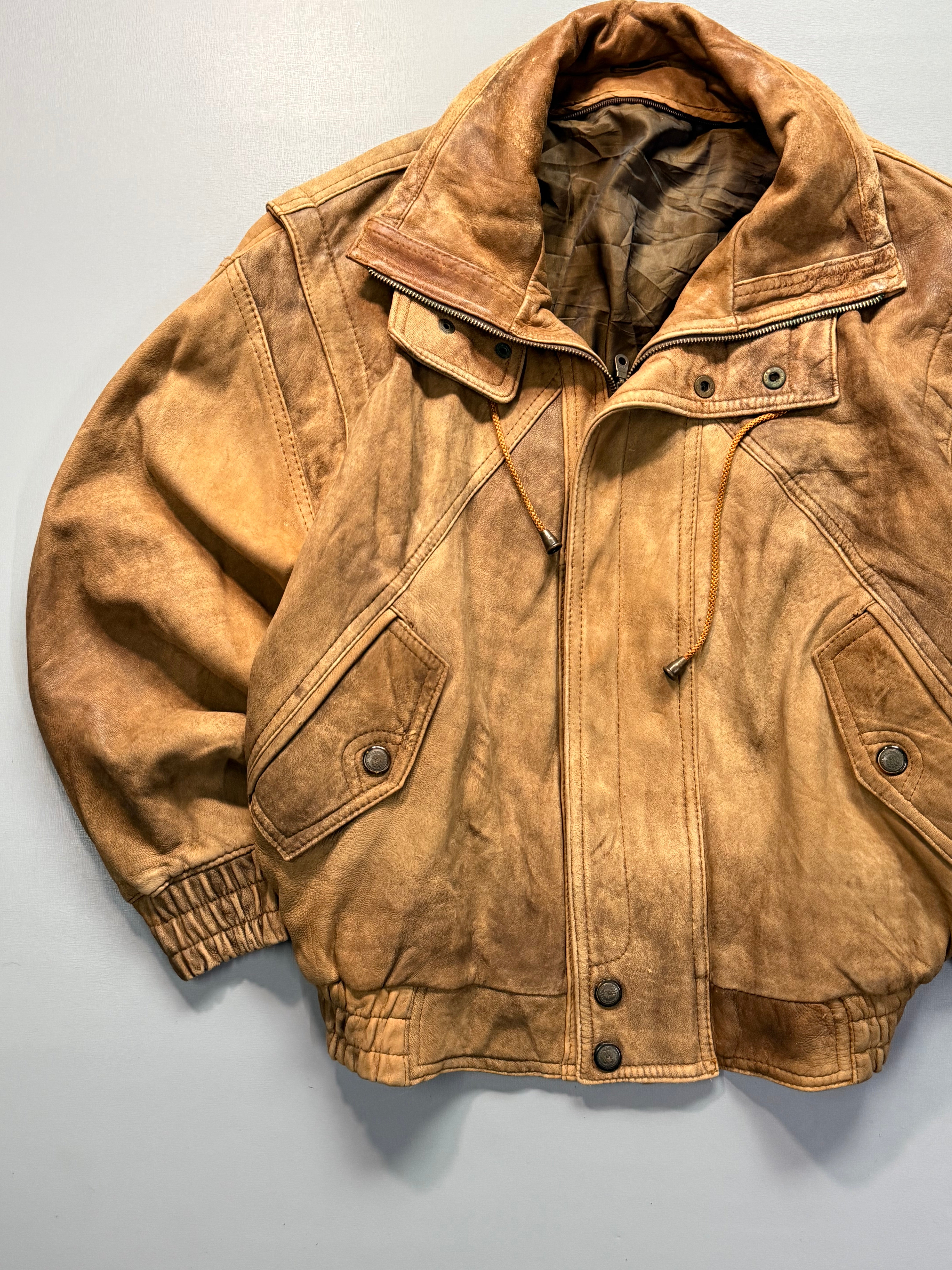 Bomber leather jacket(L/XL)