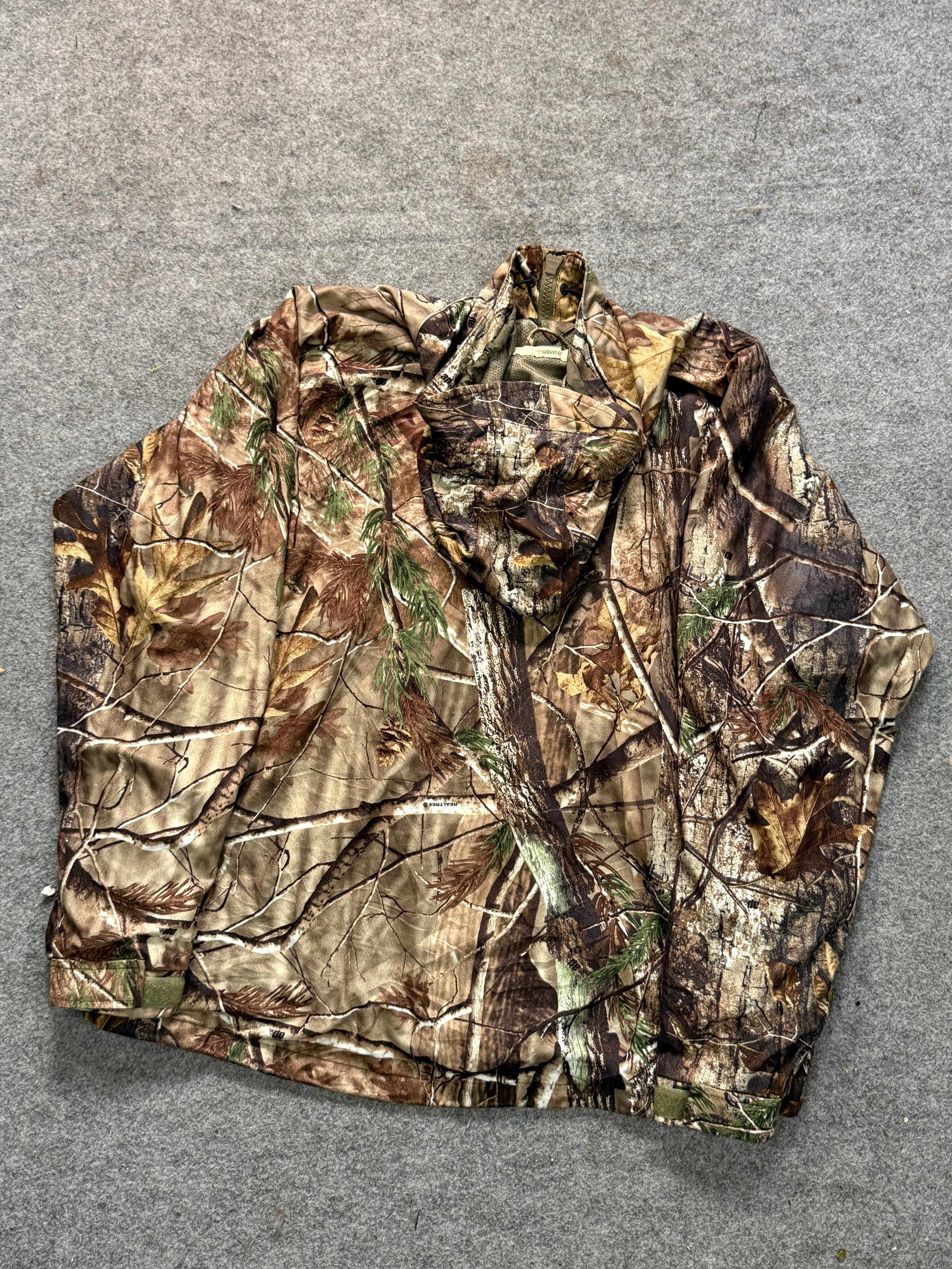 Realtree jacket(L/XL+)