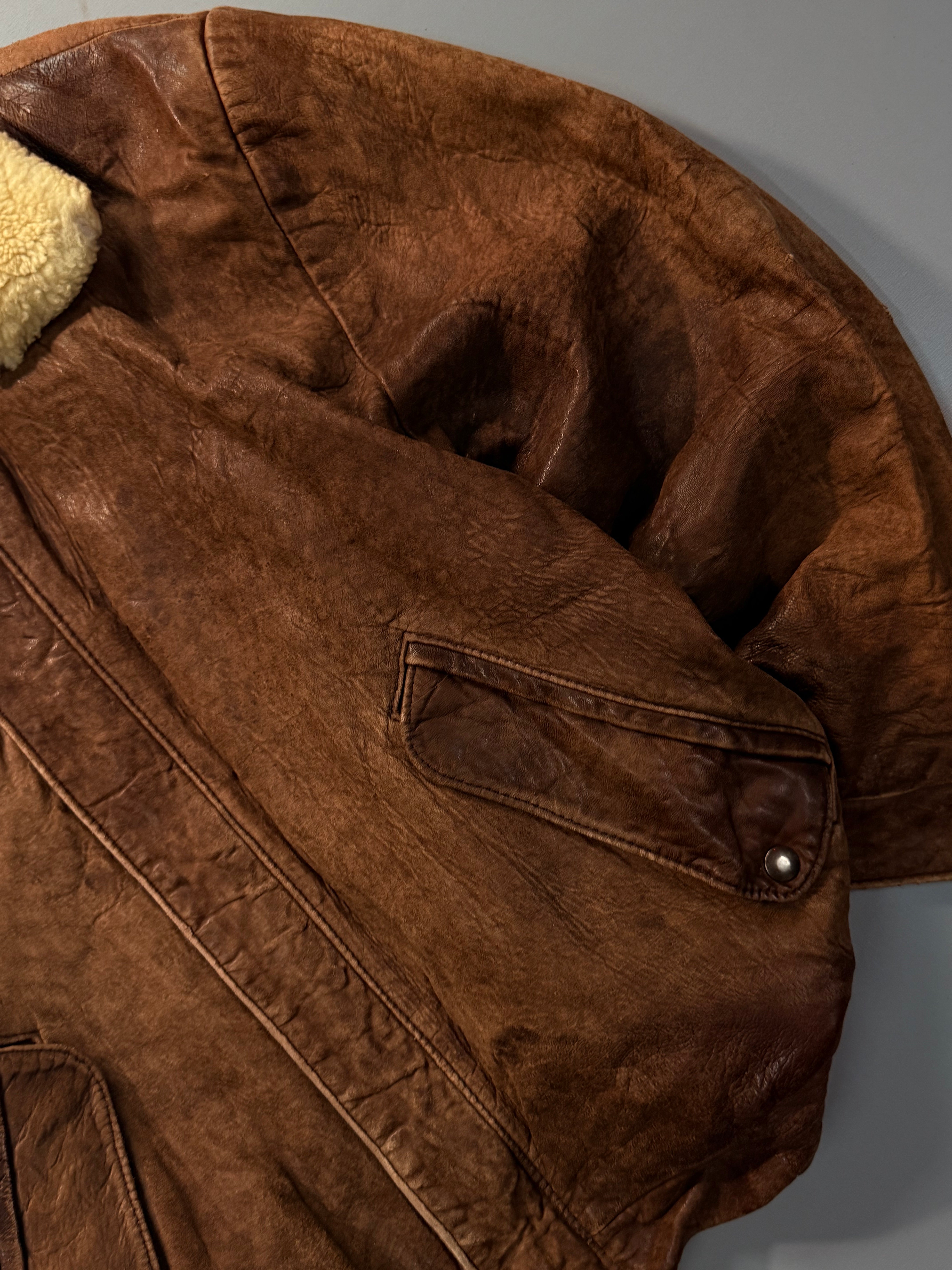 Leather jacket(M/L)