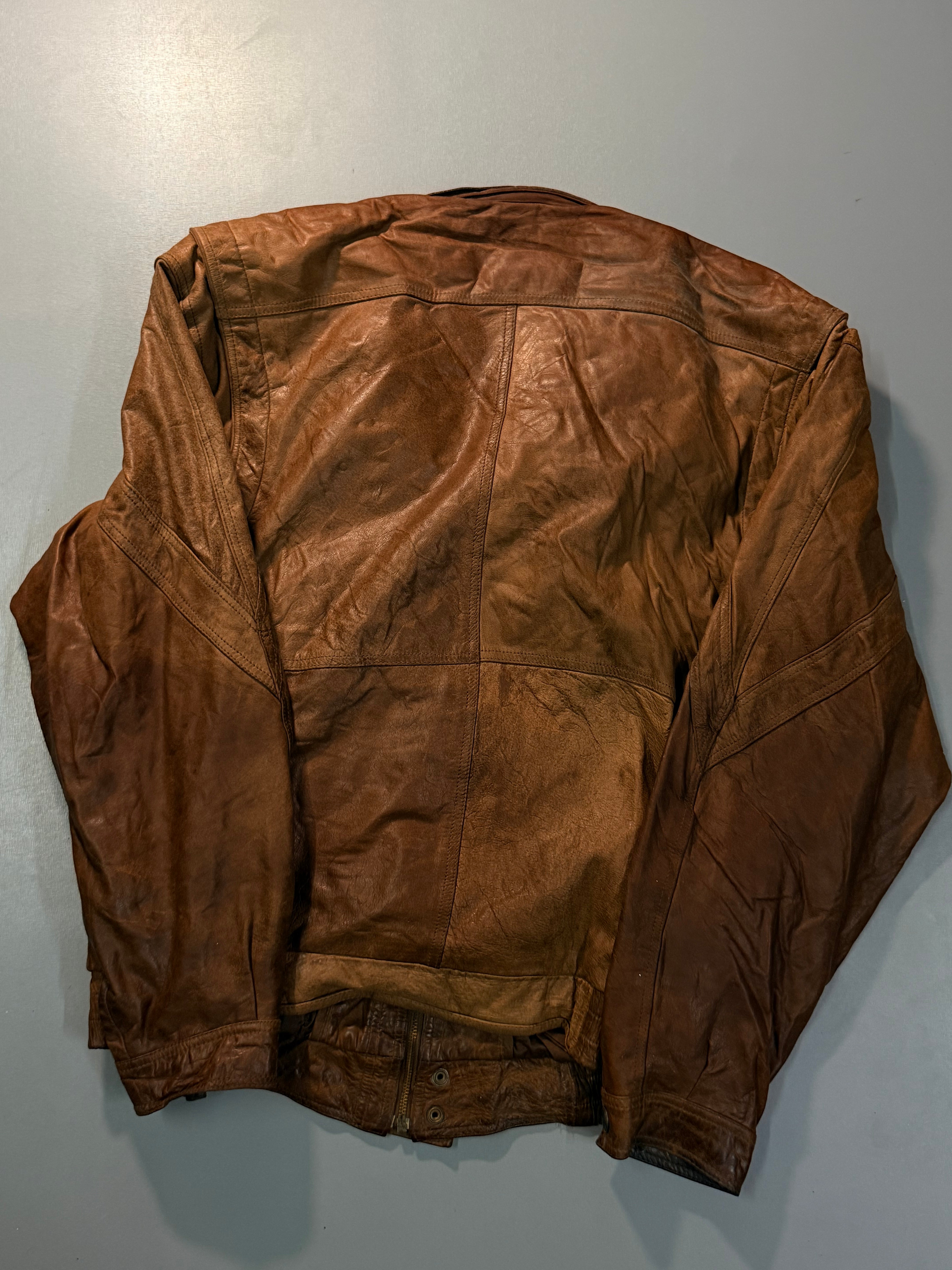 Bomber leather jacket(L/XL)