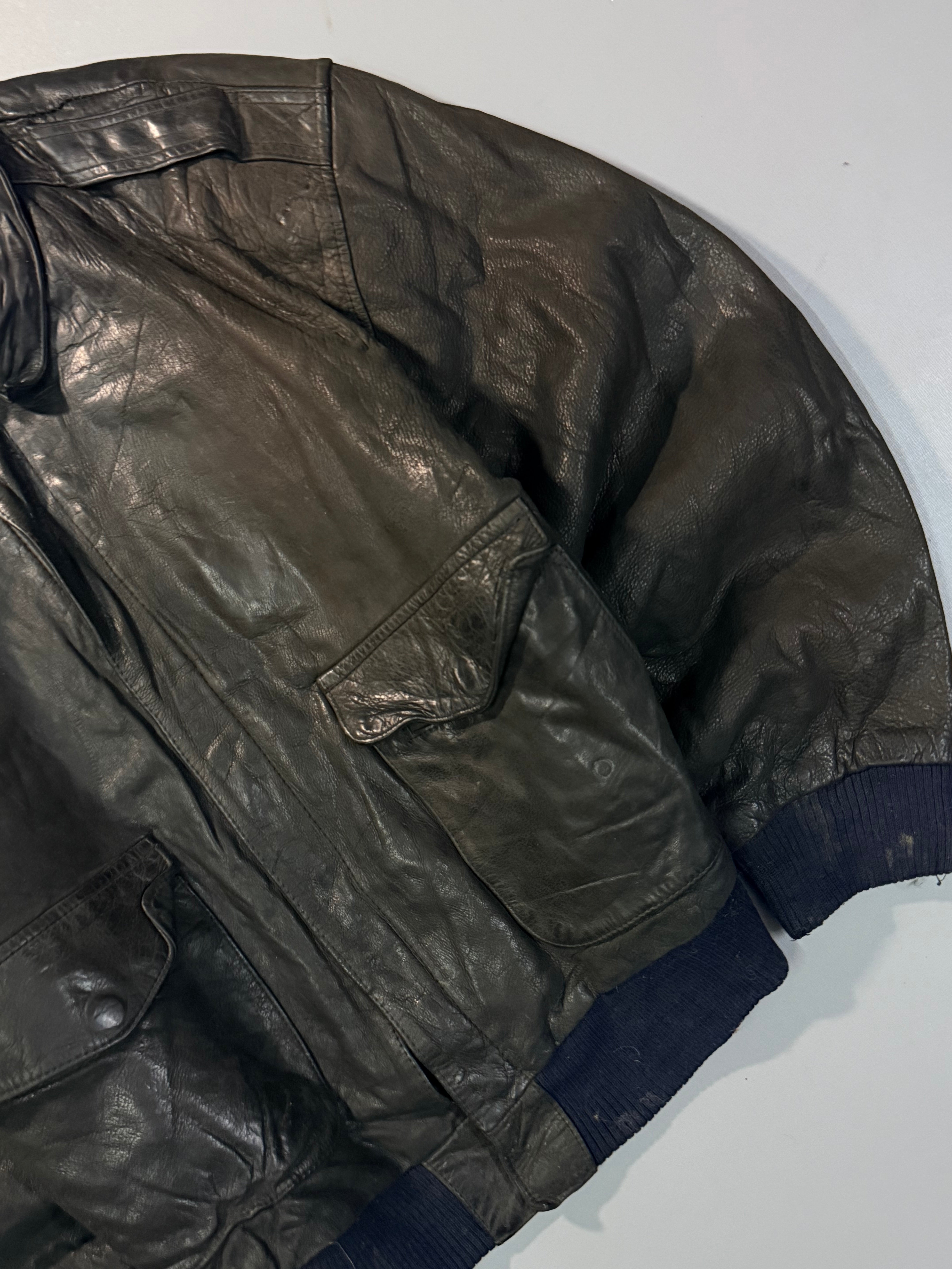 Bomber leather jacket(M/L)