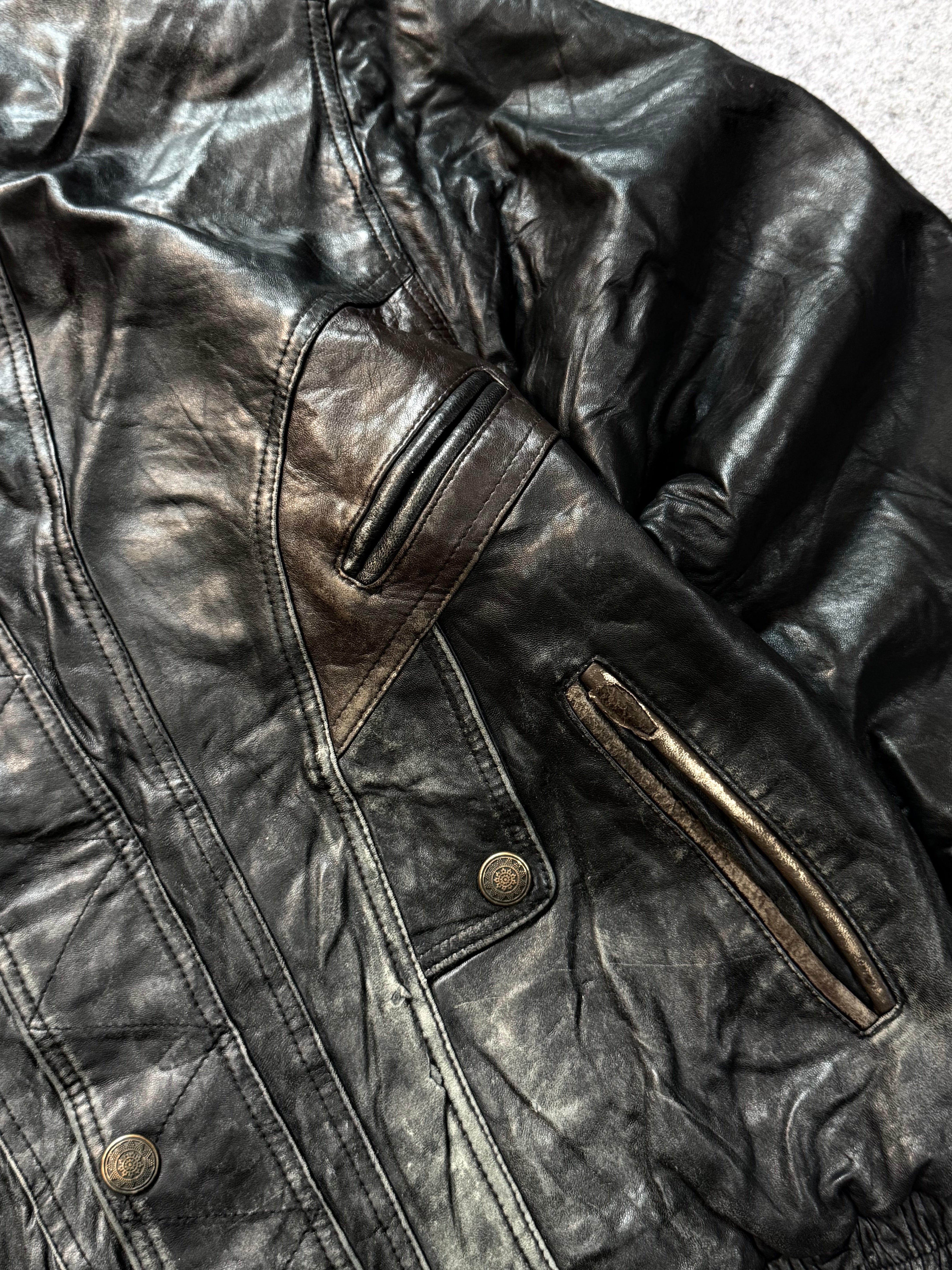 Bomber leather jacket(L/XL+)
