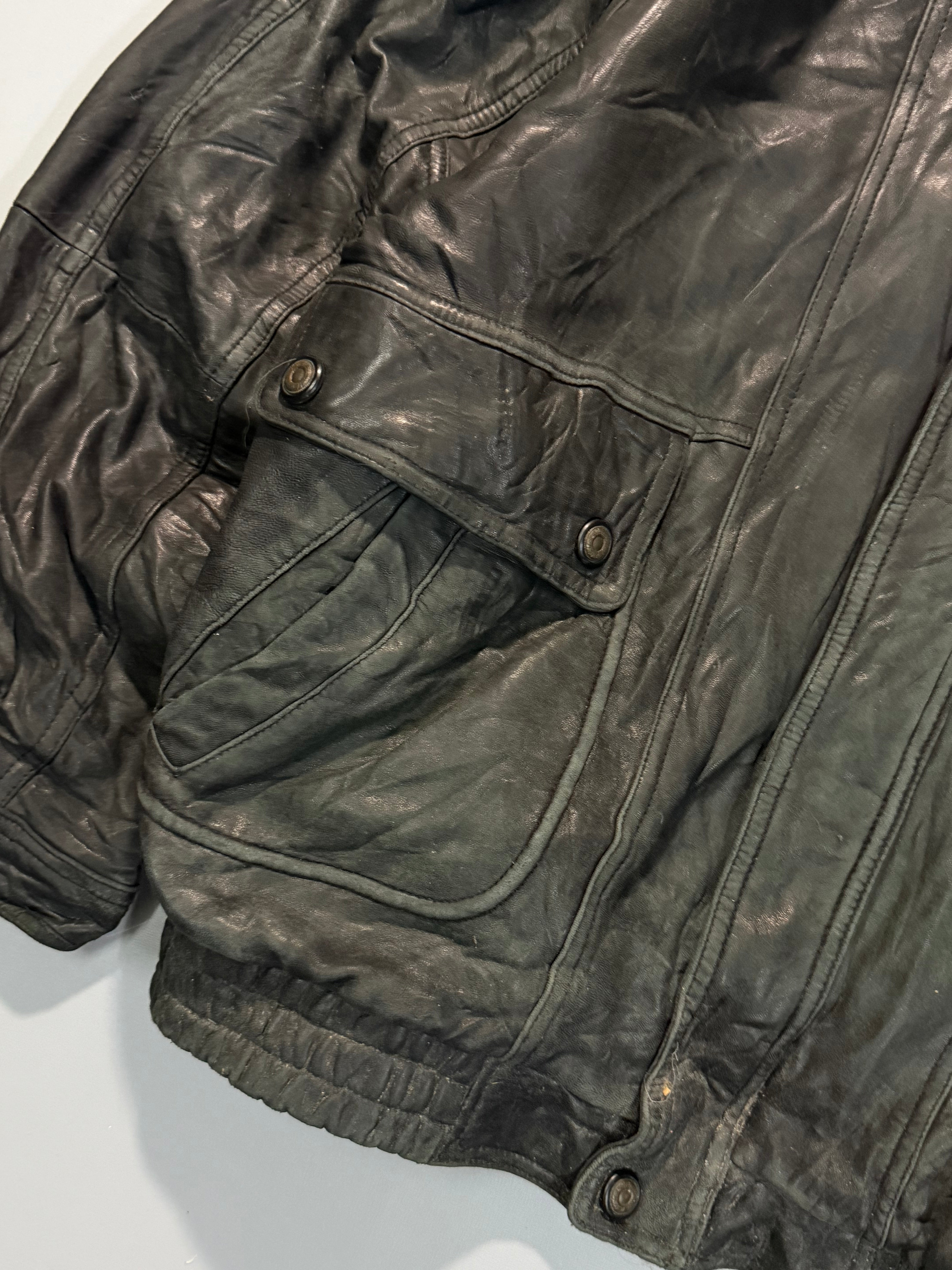 Bomber leather jacket(L/XL)