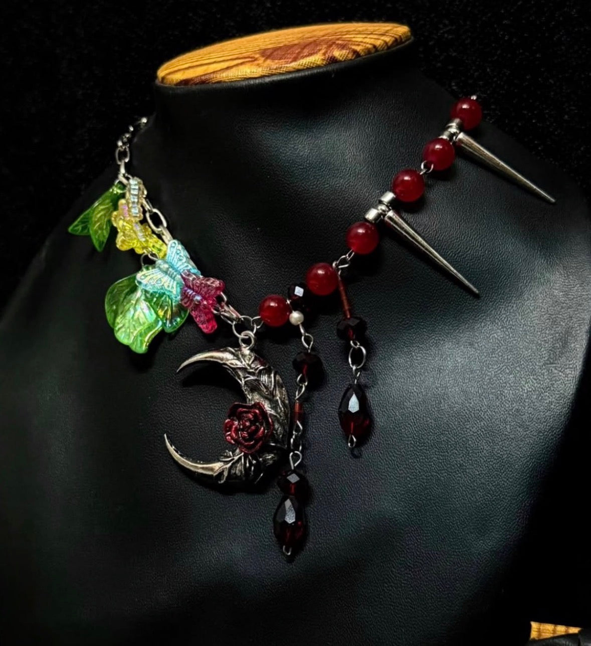Moons and roses necklace (exclusive)