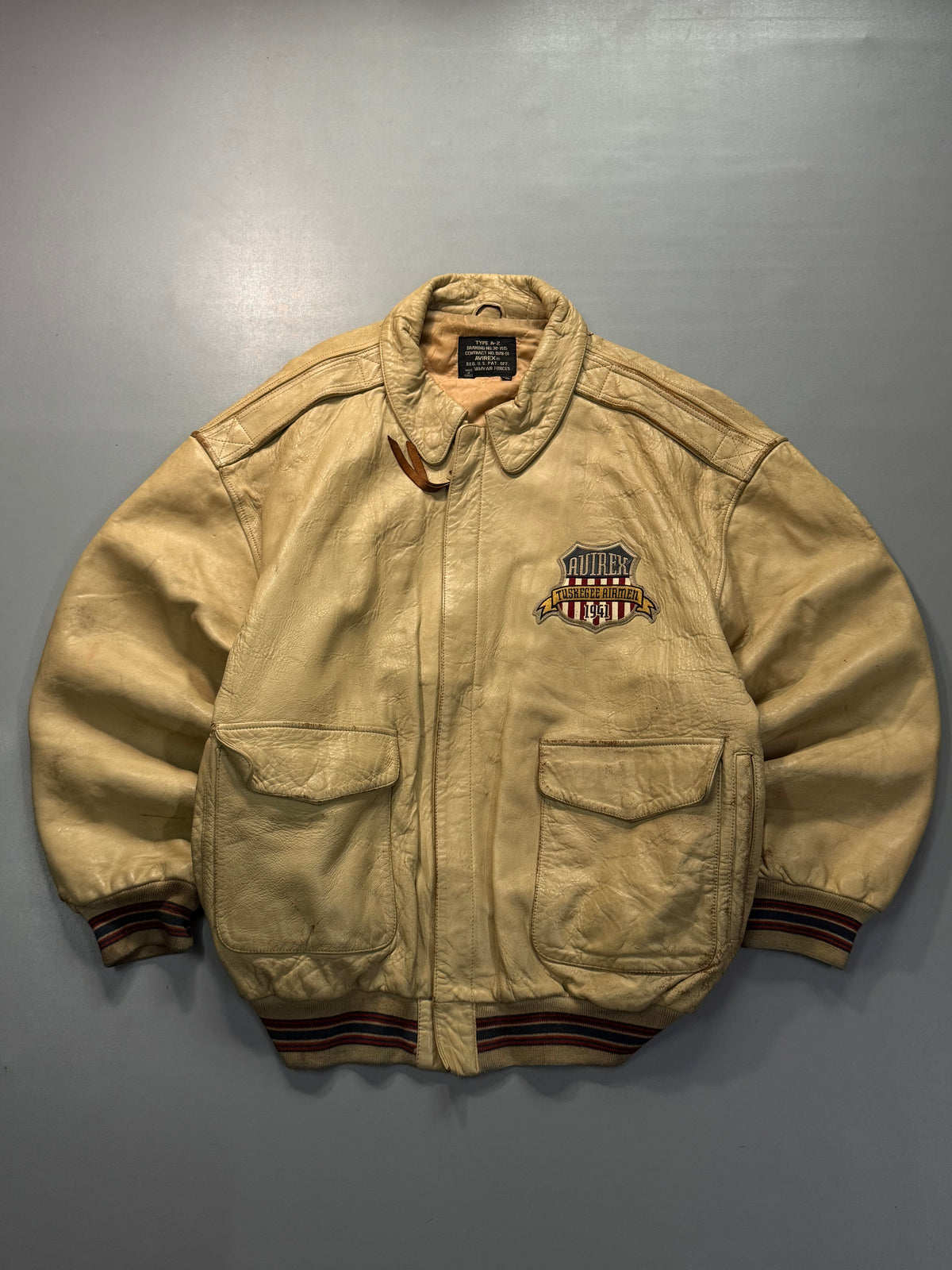 Avirex bomber leather jacket(2XL-3XL)