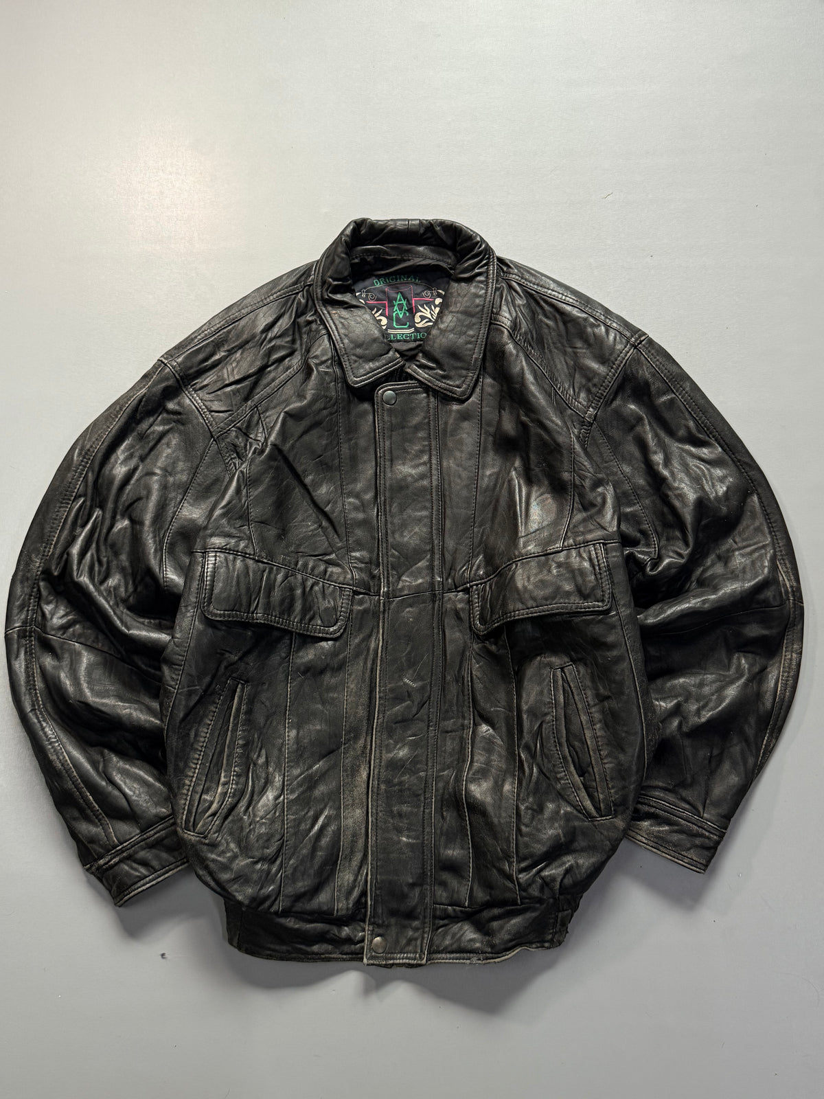 Bomber leather jacket(L/XL)