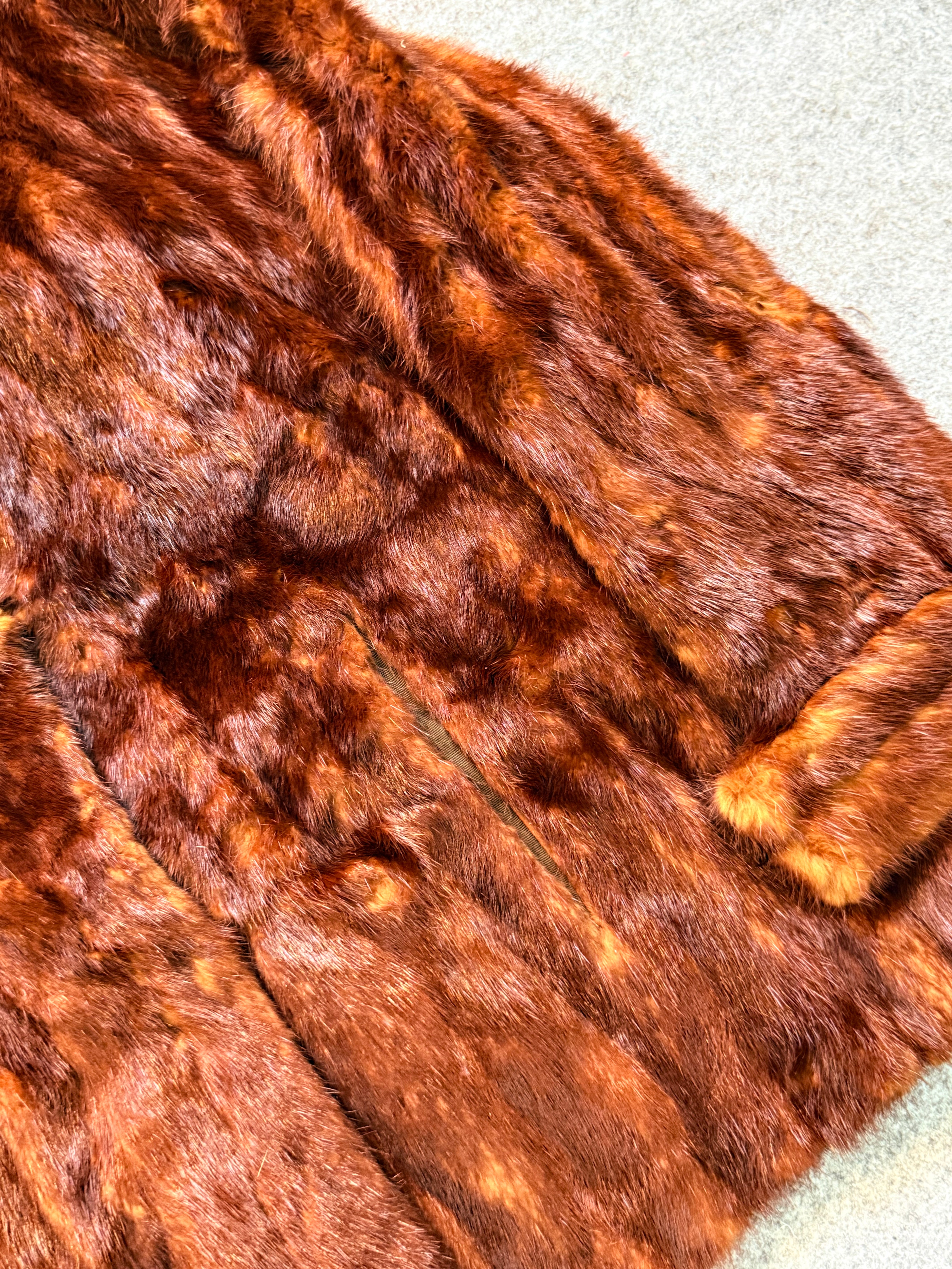 Fur coat(S/M)