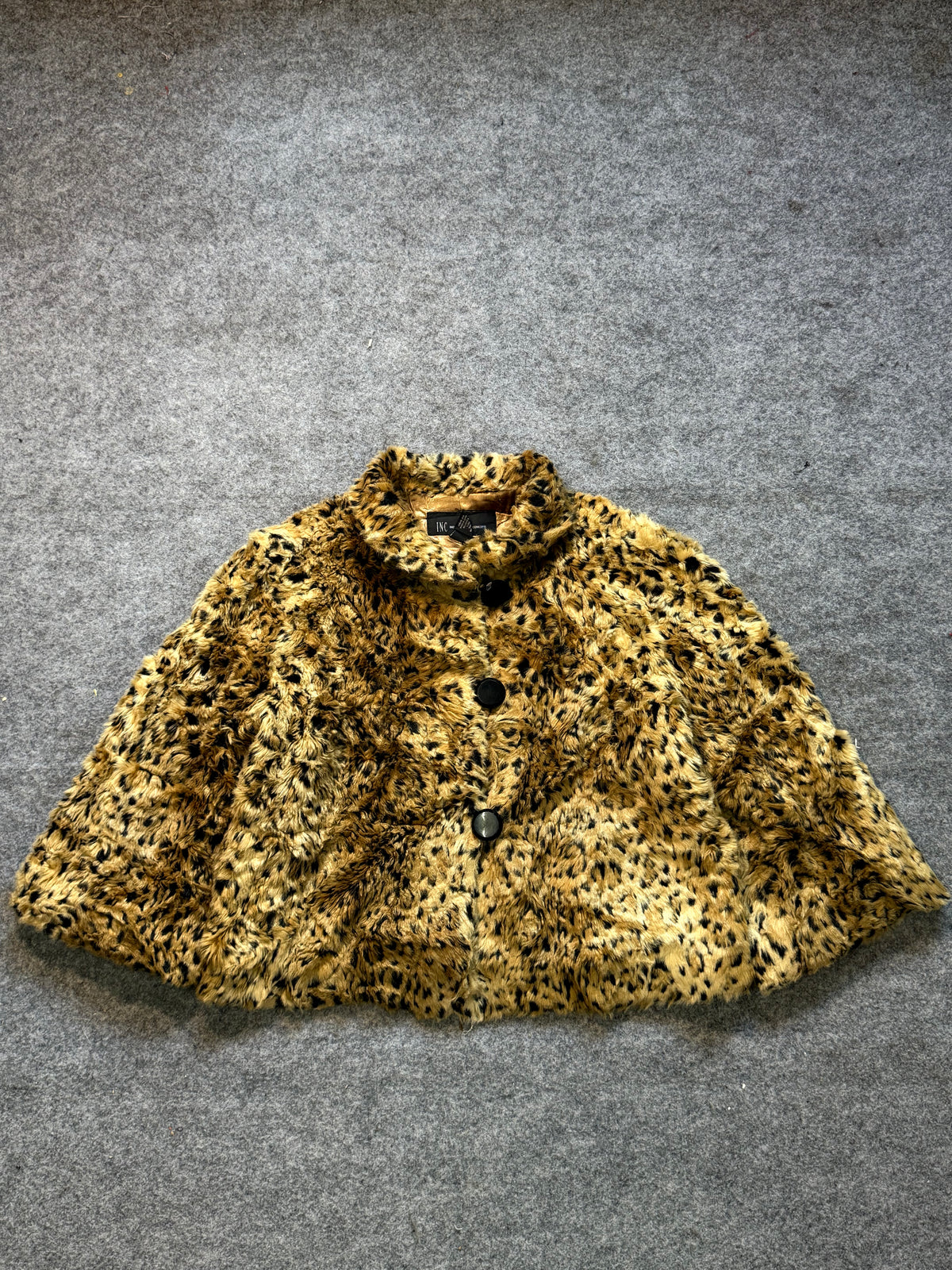 Animal fur coat(XS/S)