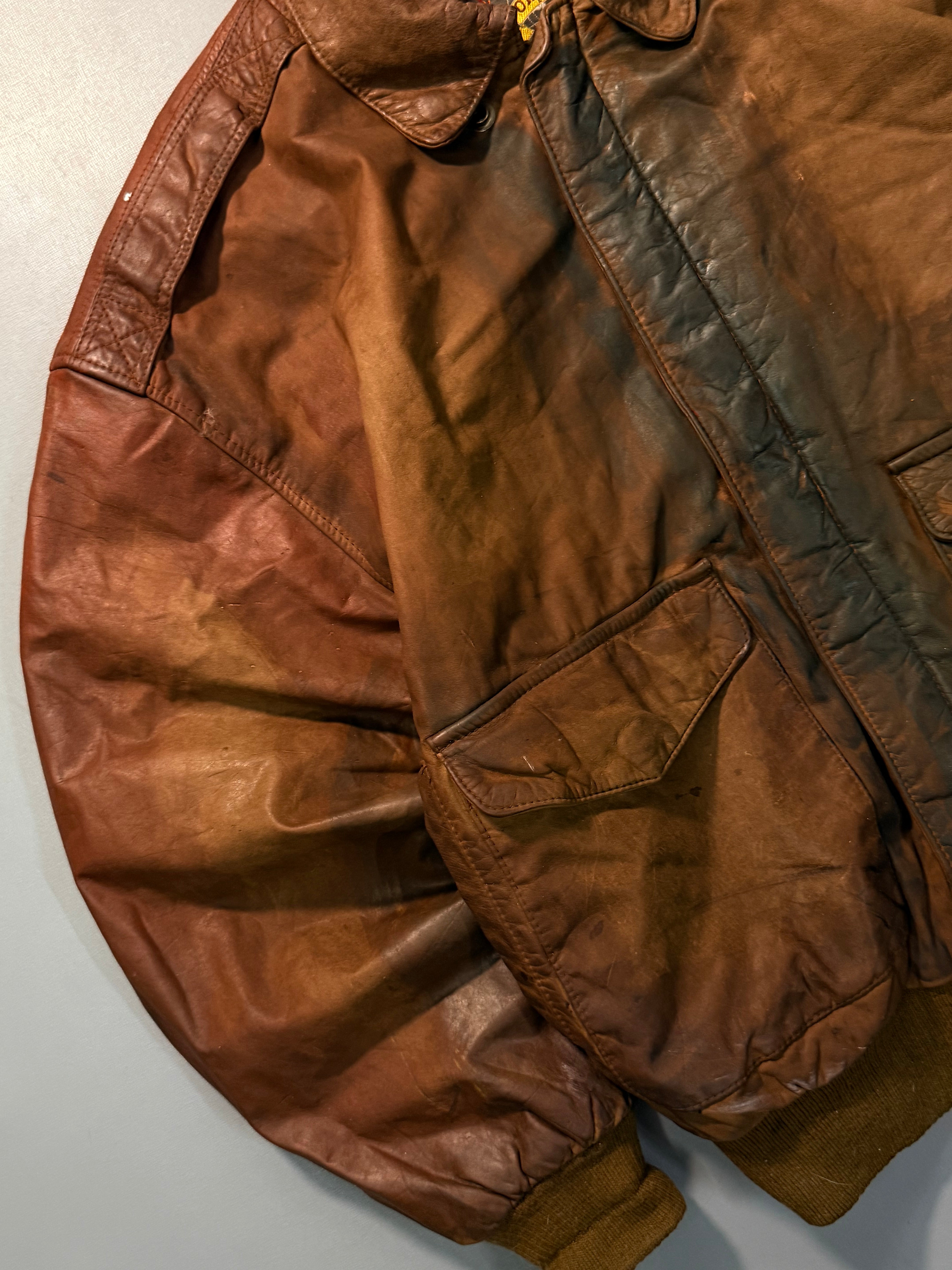 Bomber leather jacket(M/L)