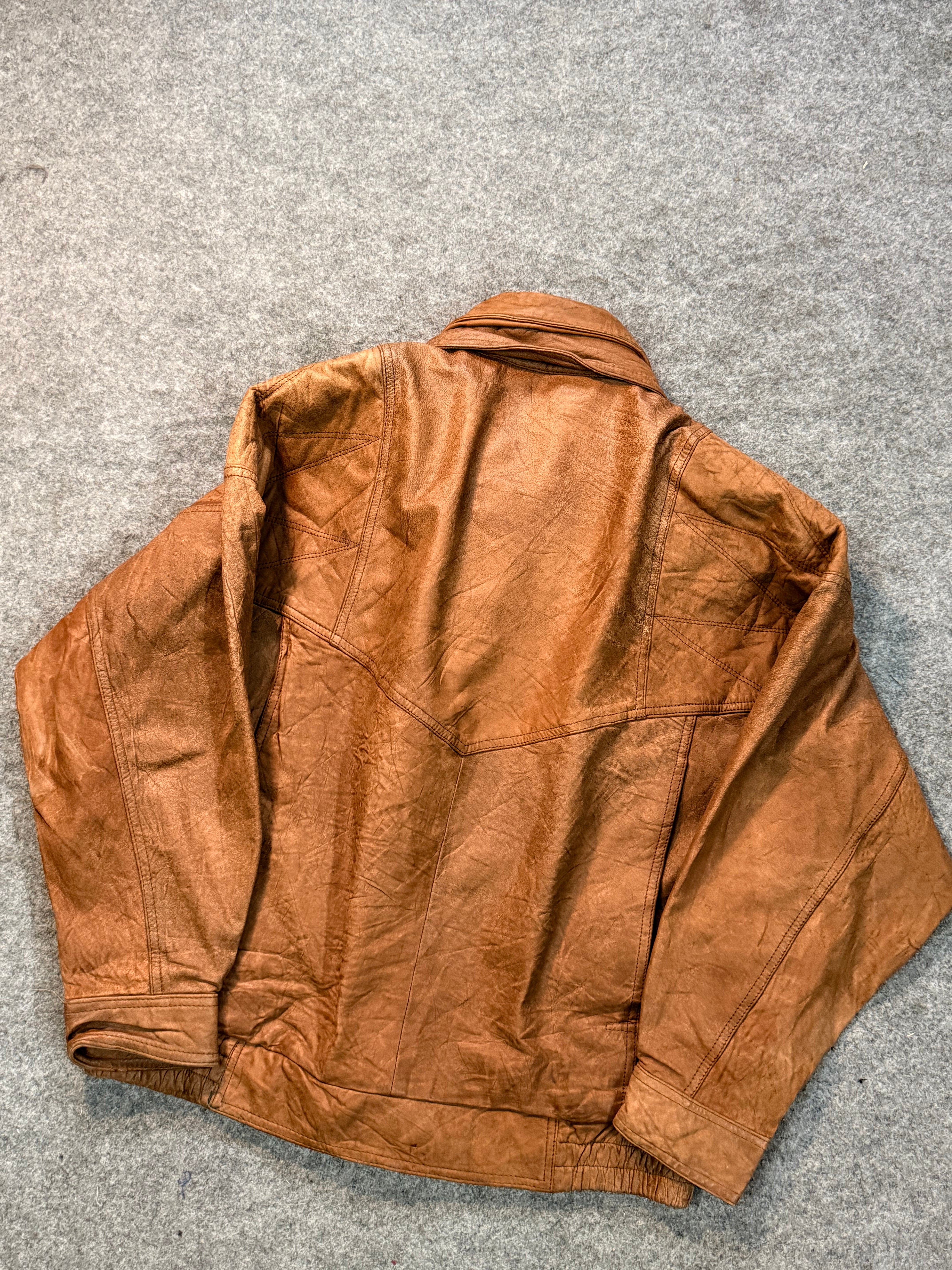 Bomber leather jacket(M/L)