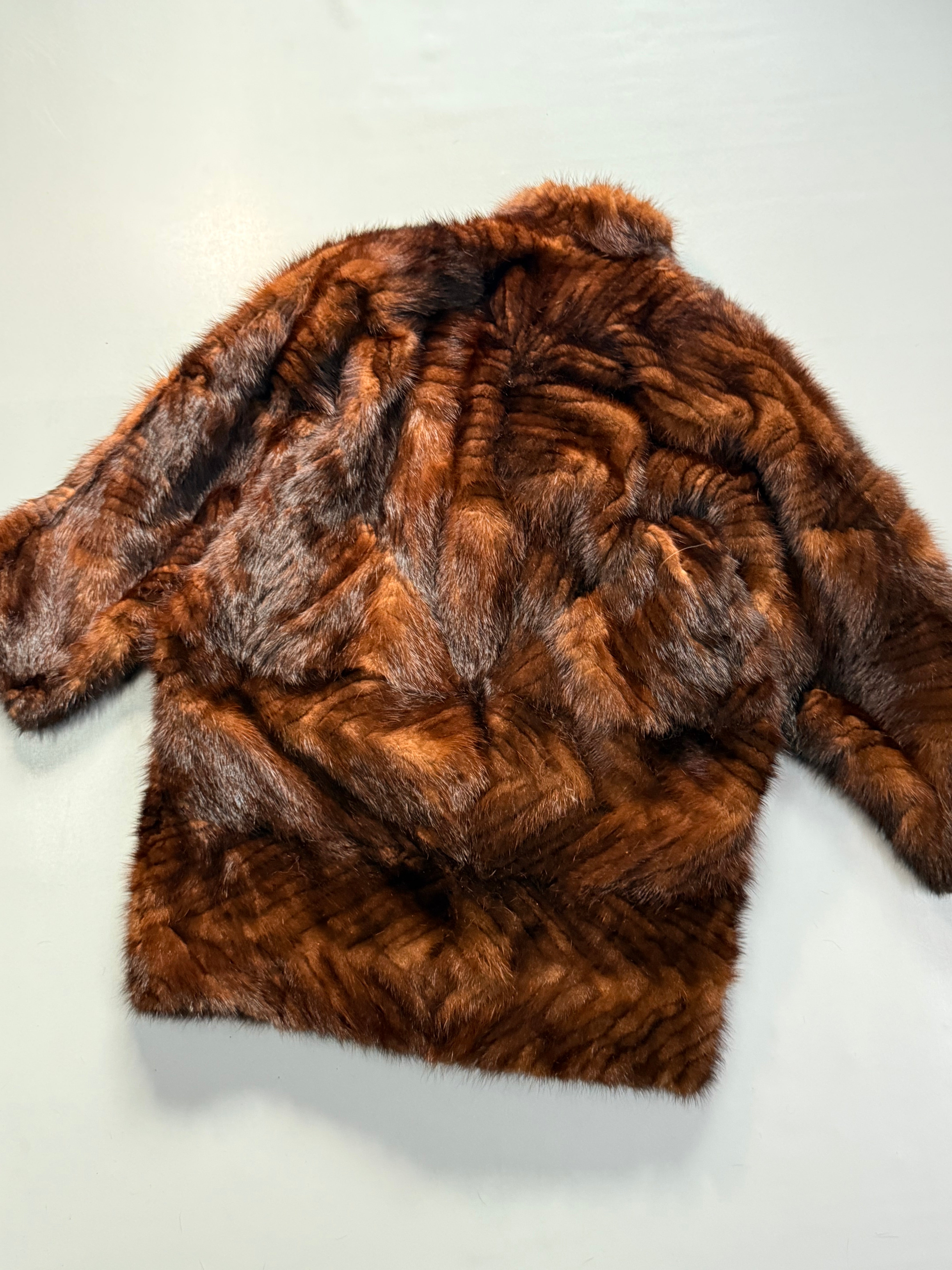 Fur coat (L/XL)