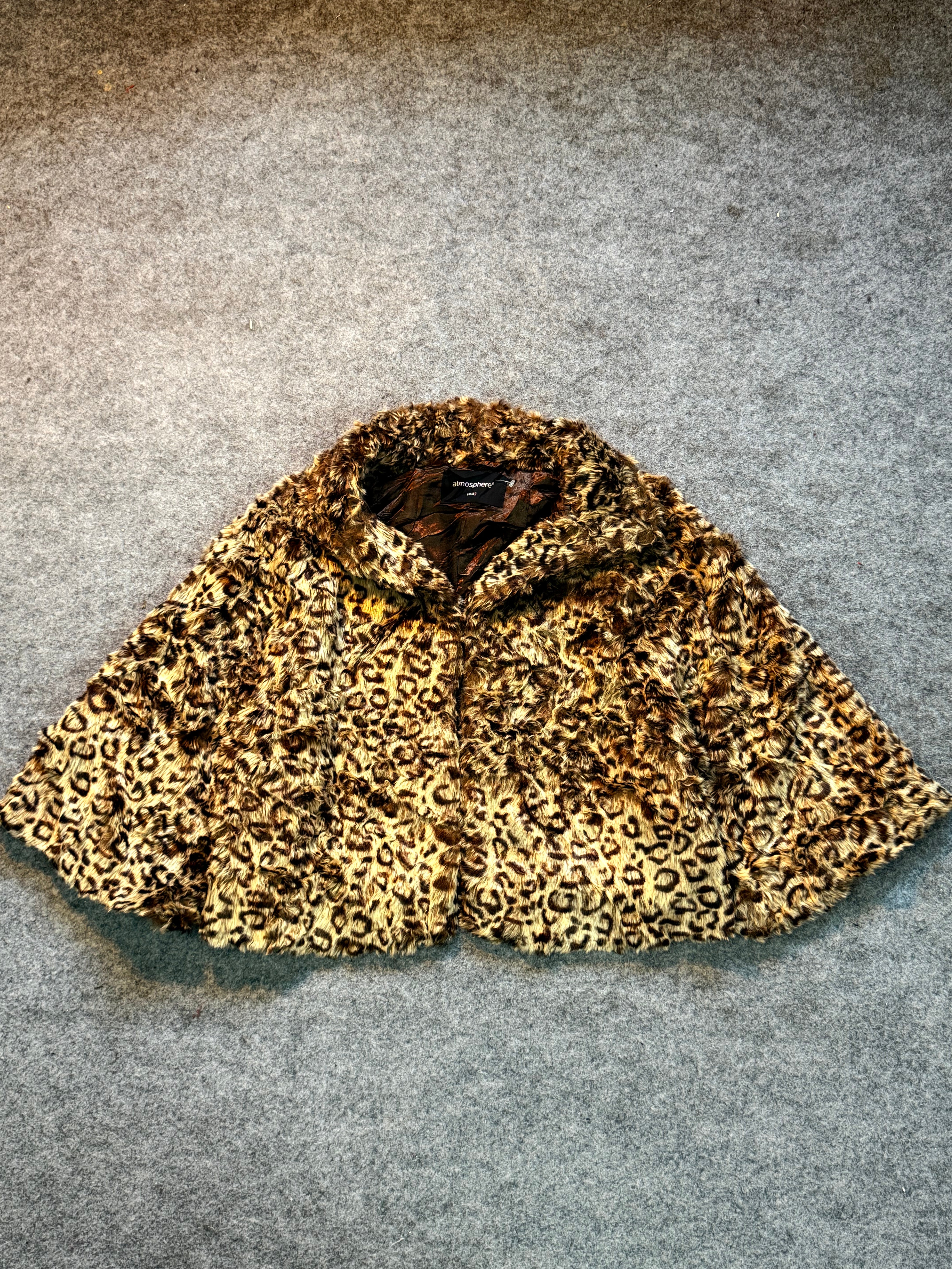 Animal print fur coat(XS/S)