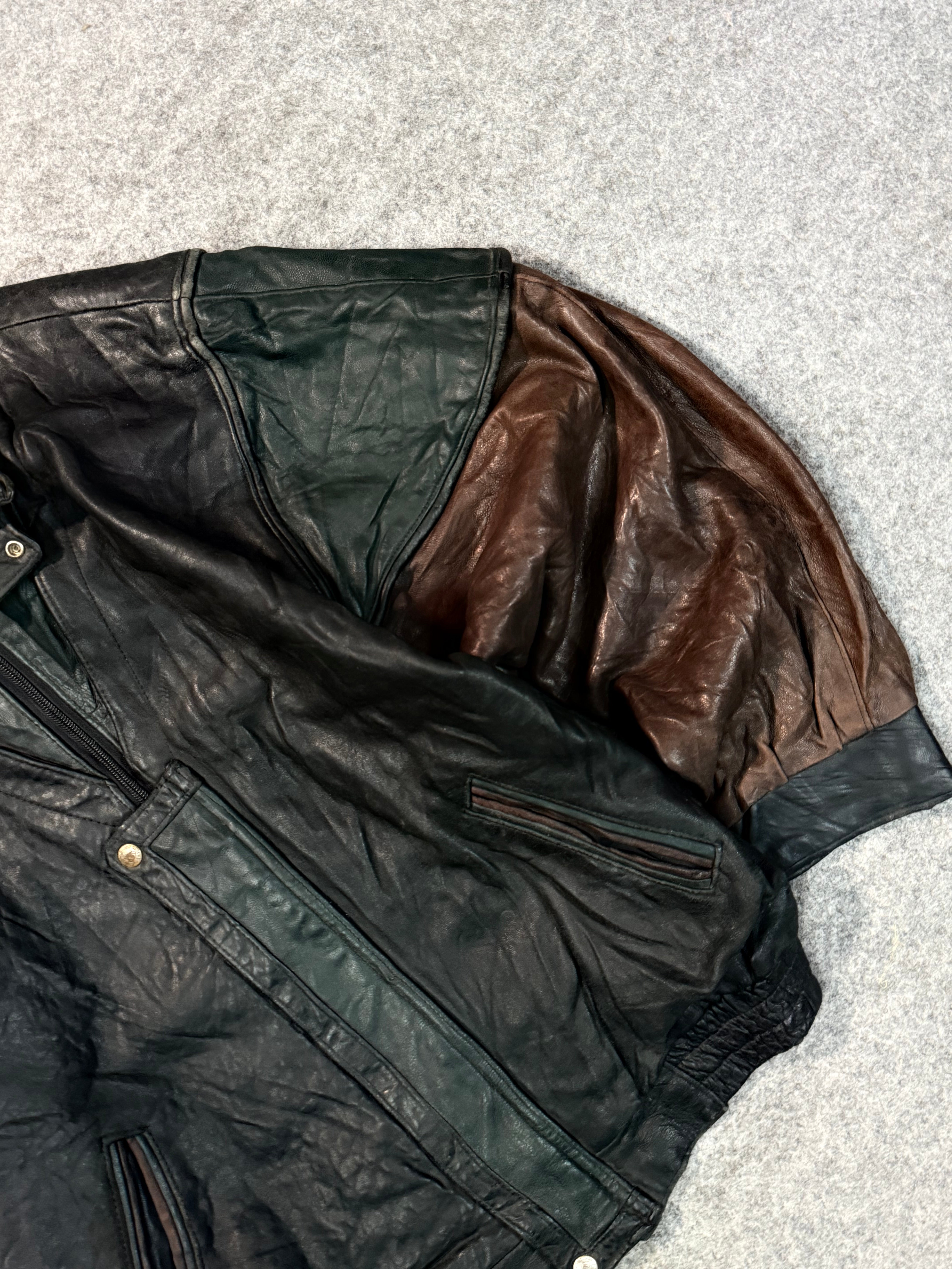 Bomber leather jacket(L/XL)