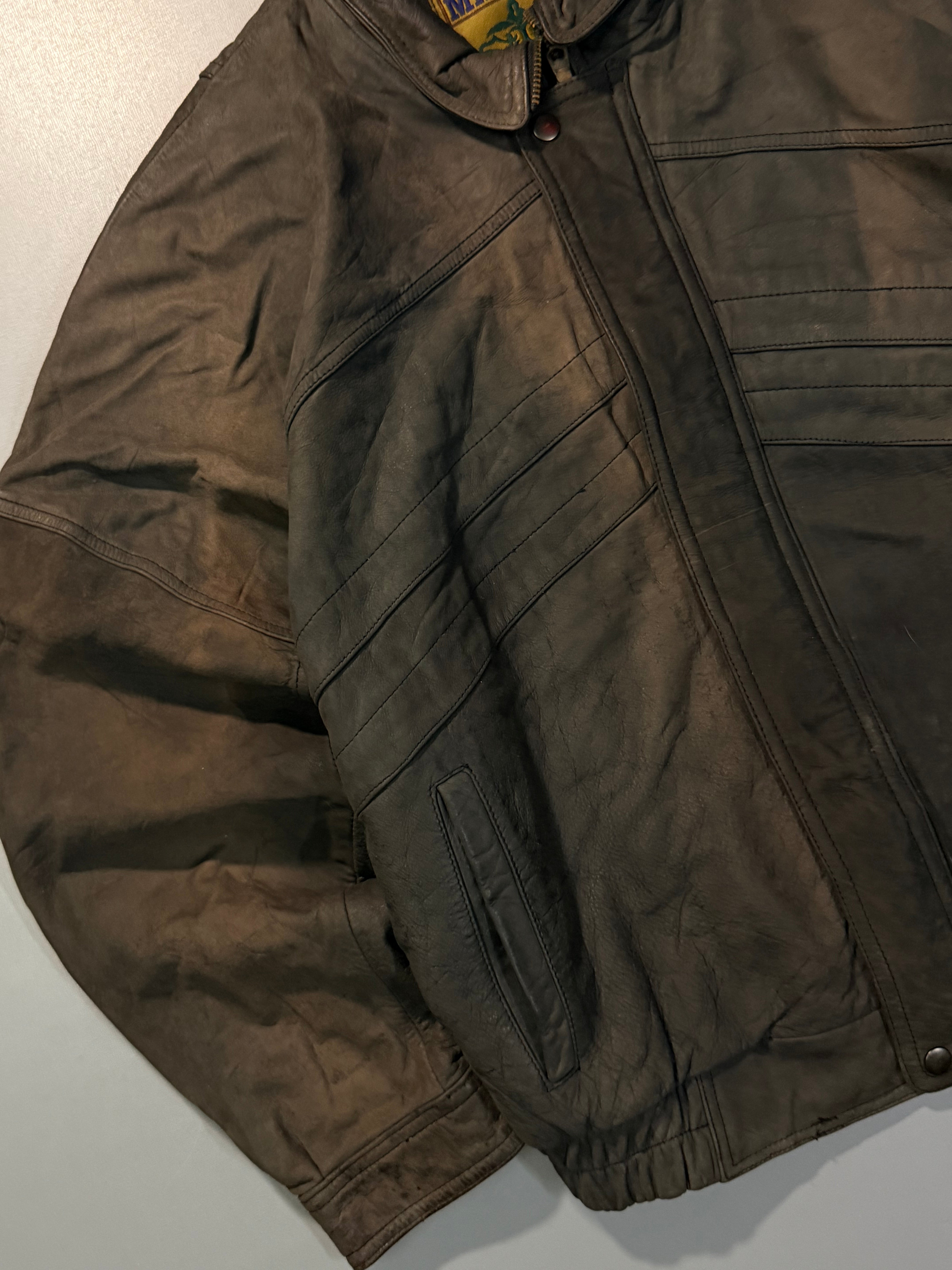 Bomber leather jacket(L/XL)