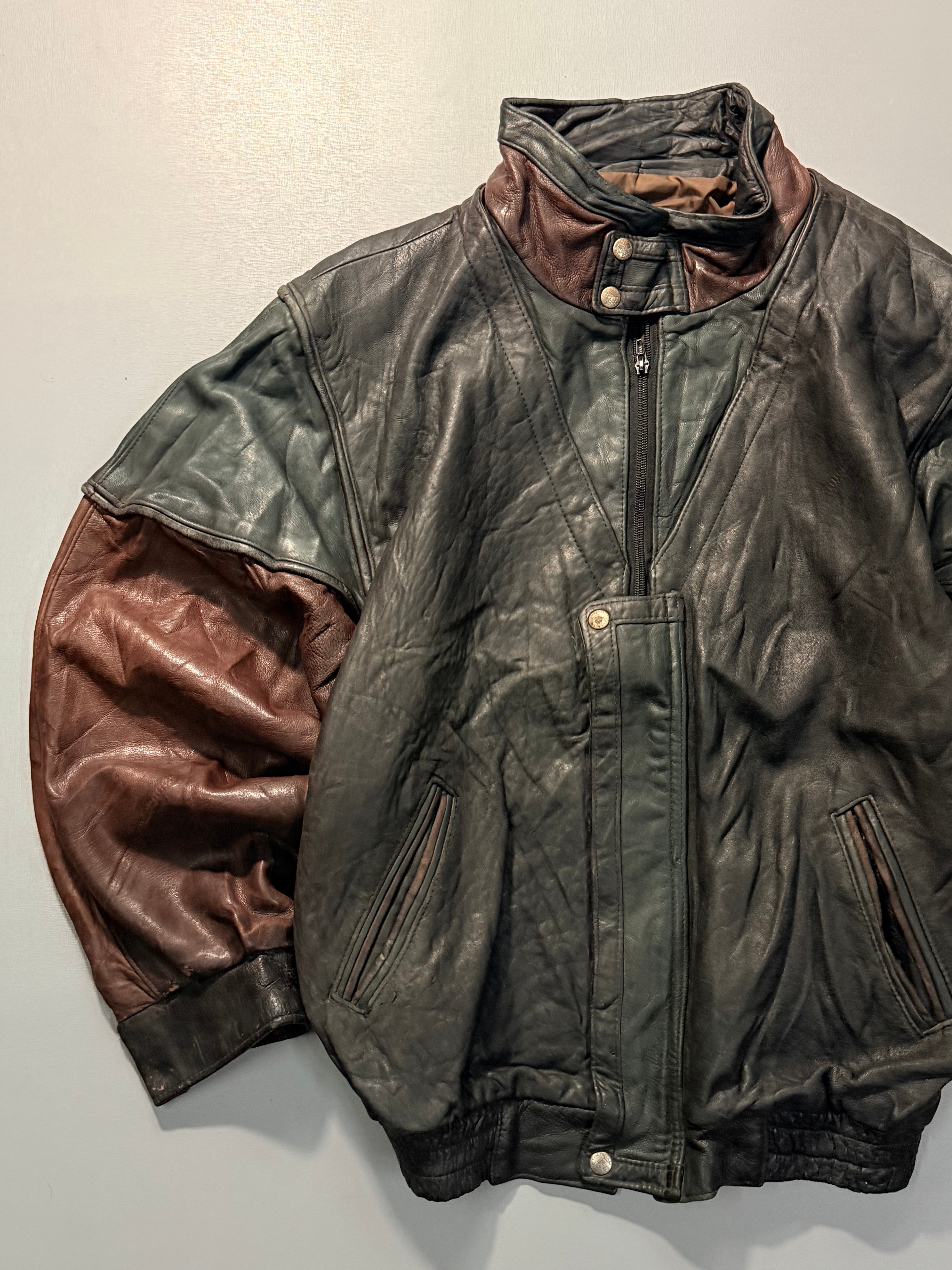 Bomber leather jacket(L/XL)