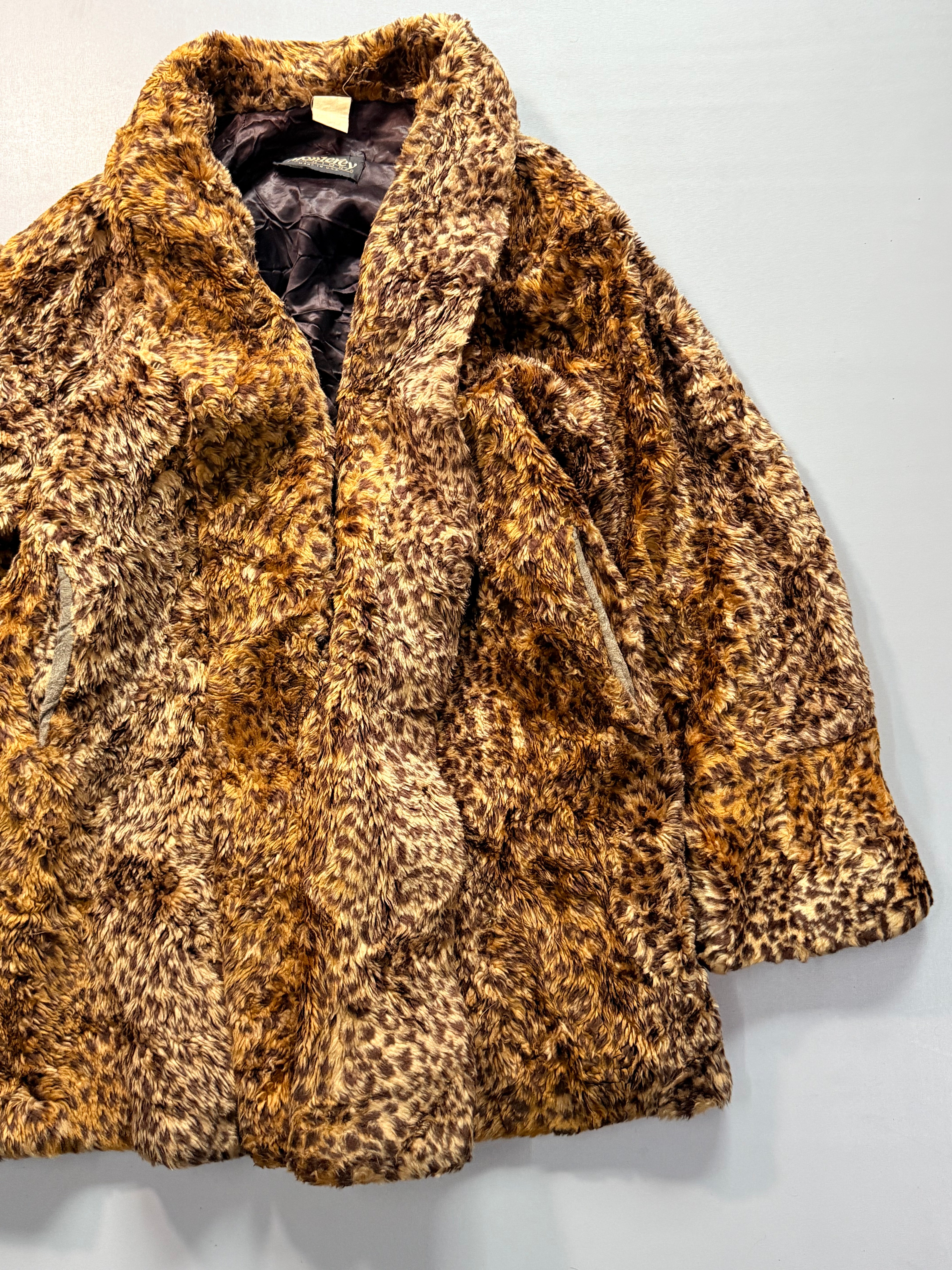 Fur coat (XL+)