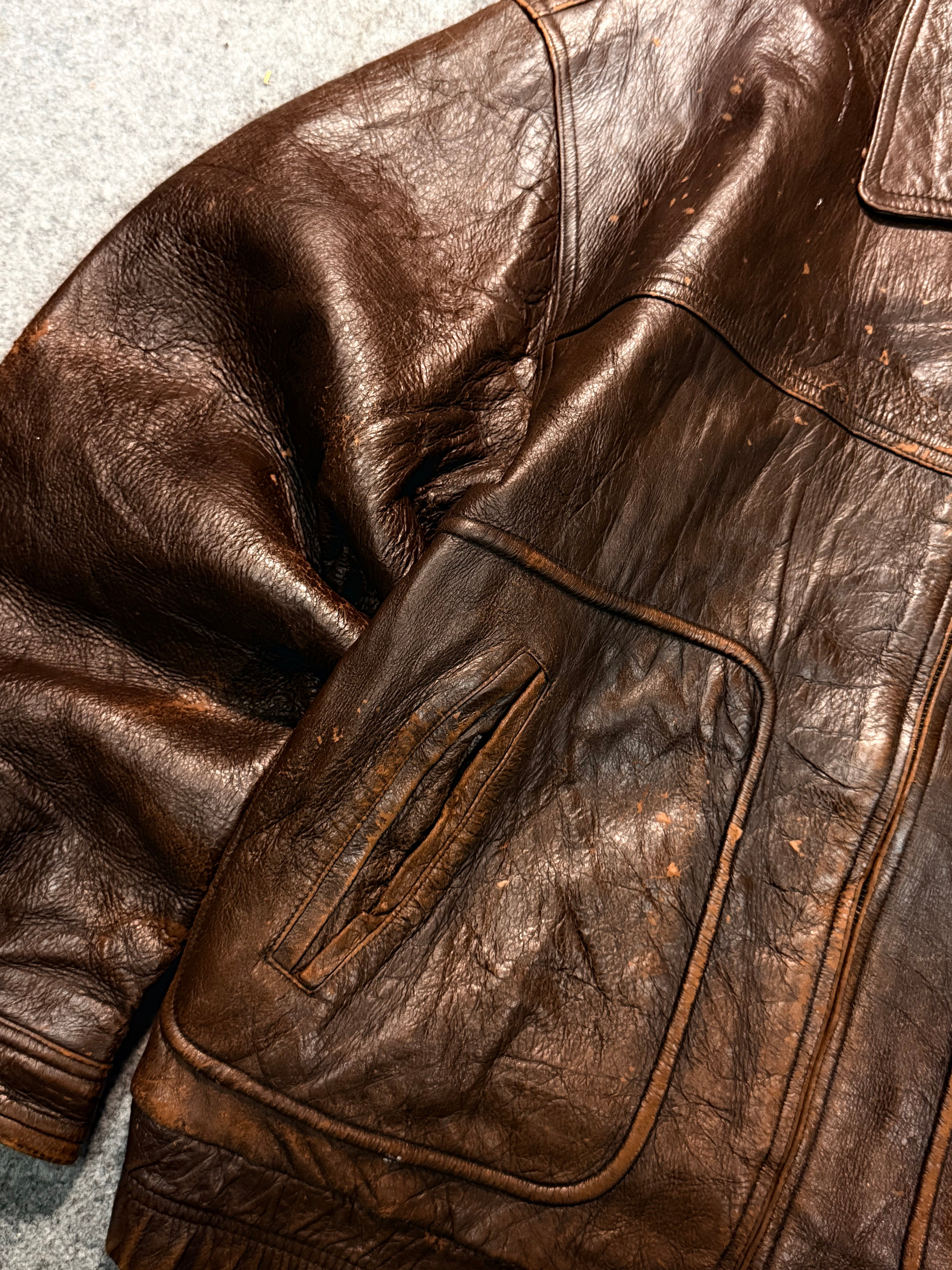 Bomber leather jacket(M/L)