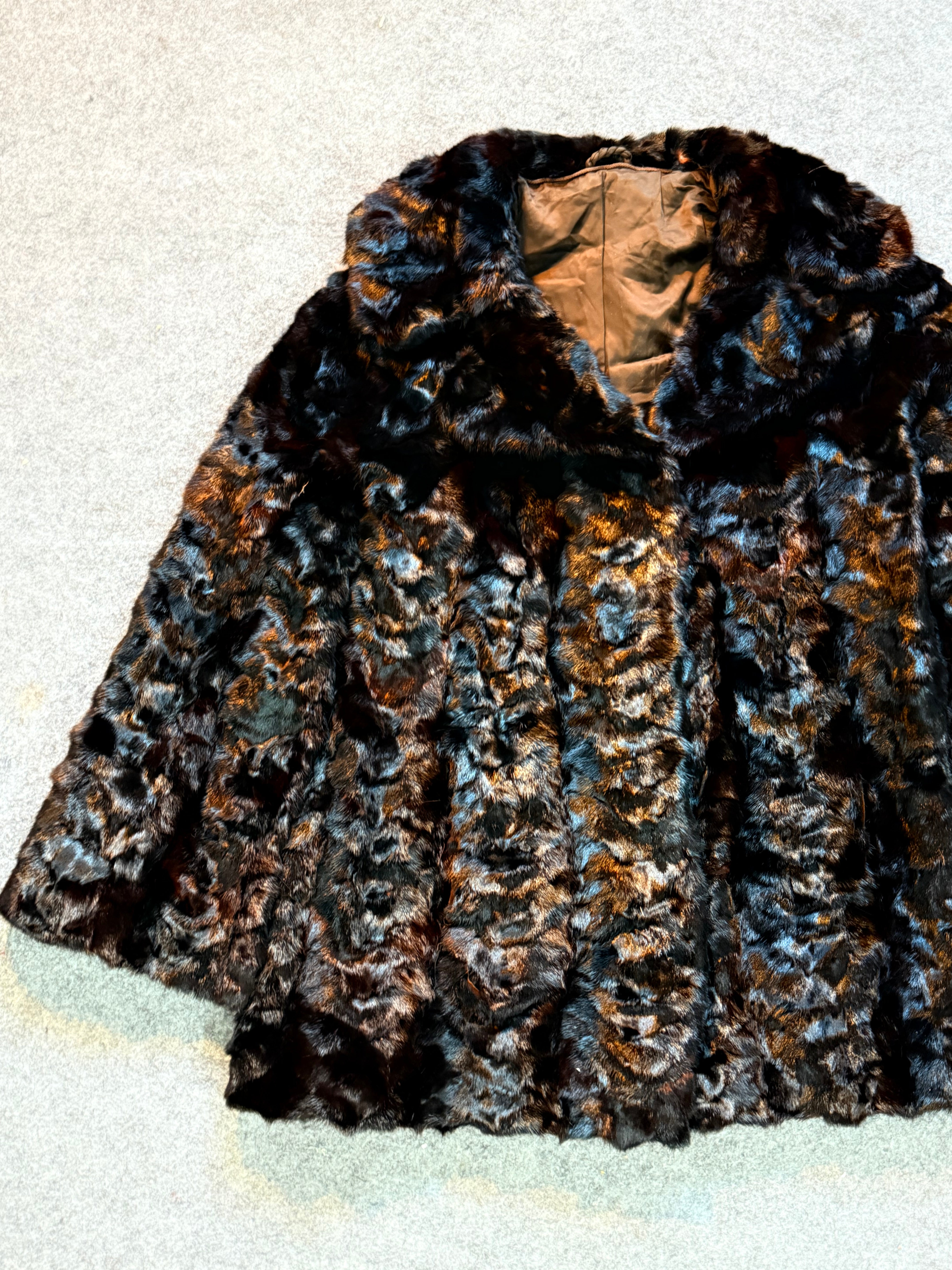 Fur coat(S/M/L)