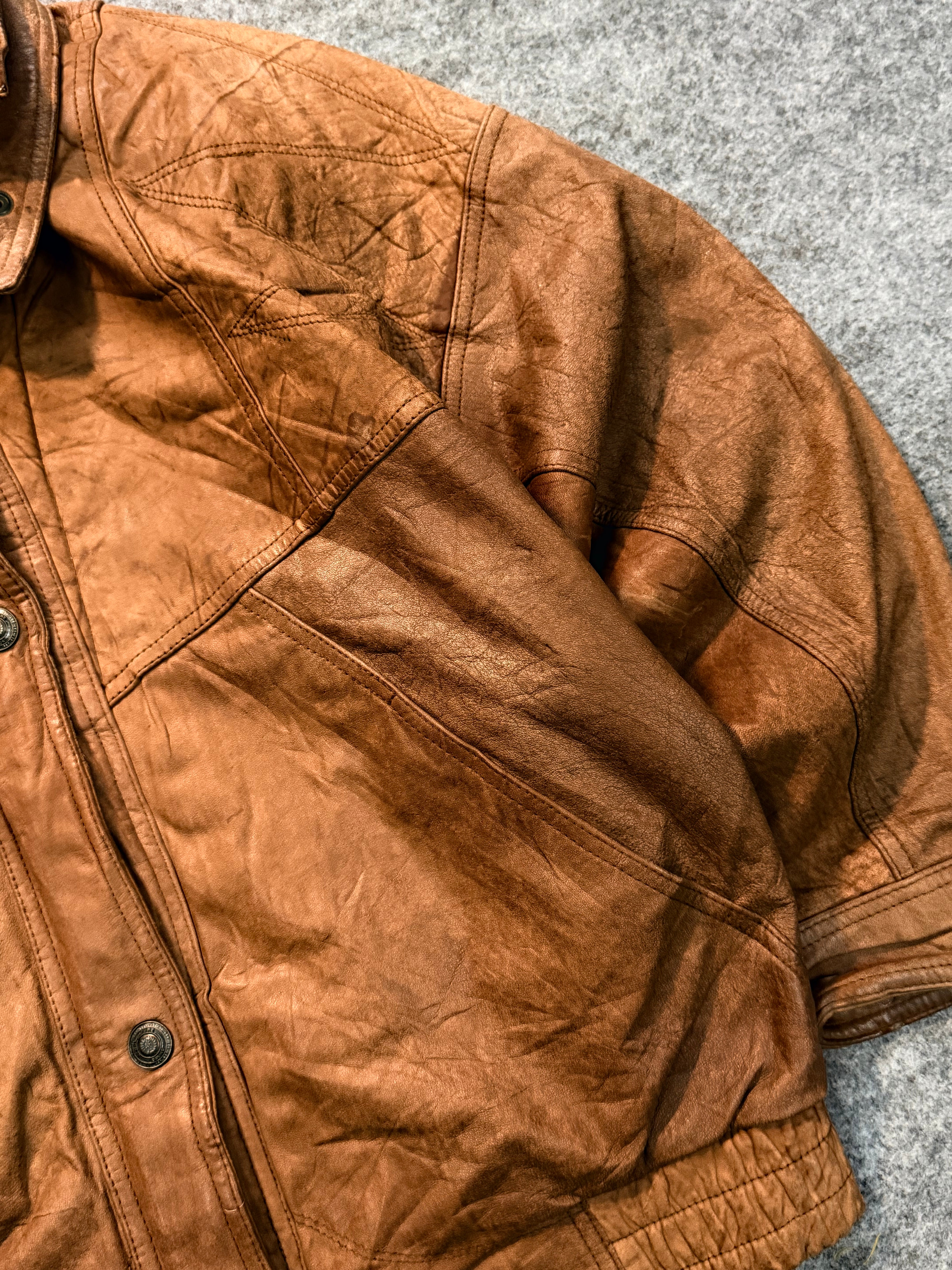 Bomber leather jacket(M/L)