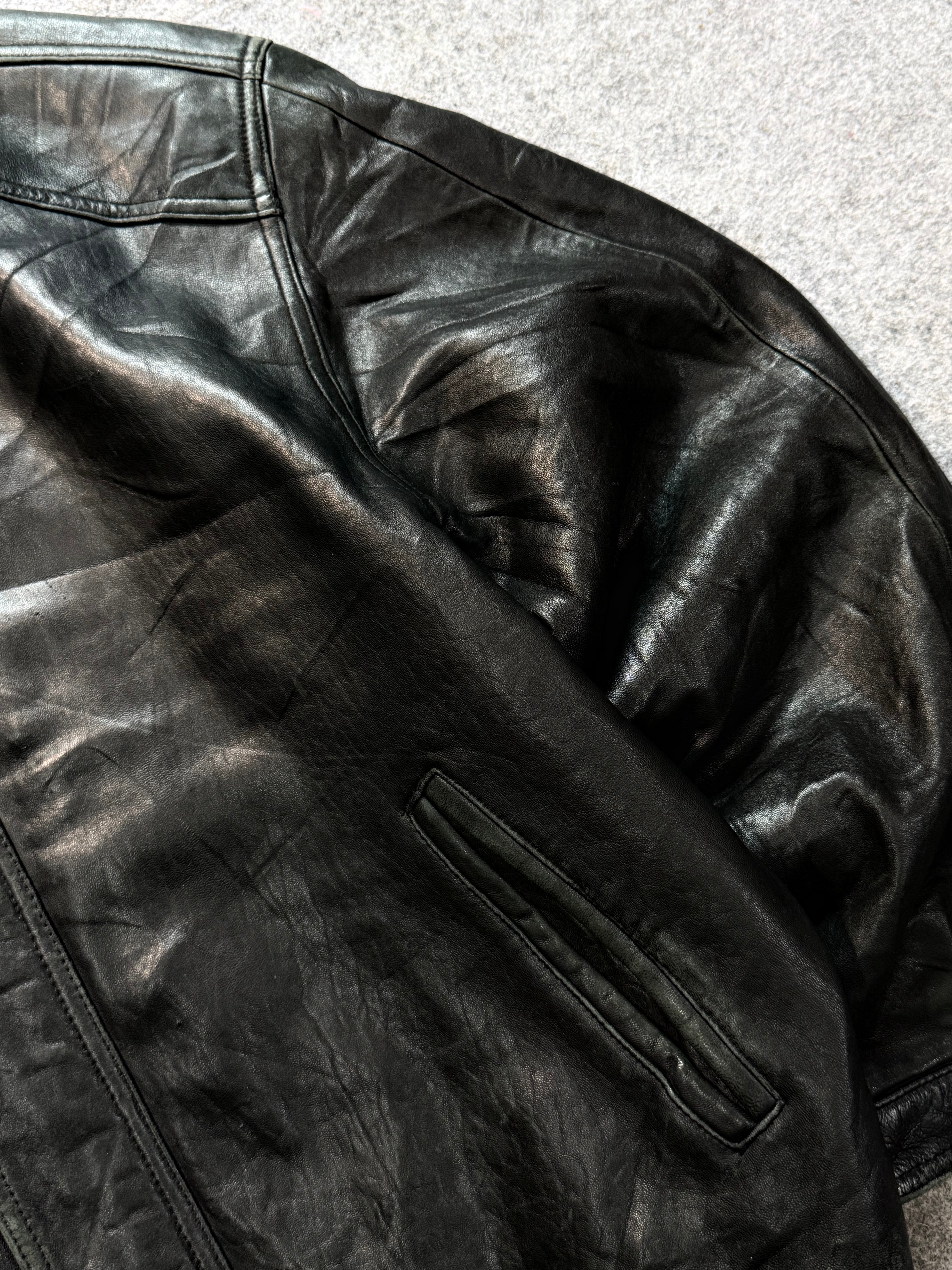Bomber leather jacket(L/XL)