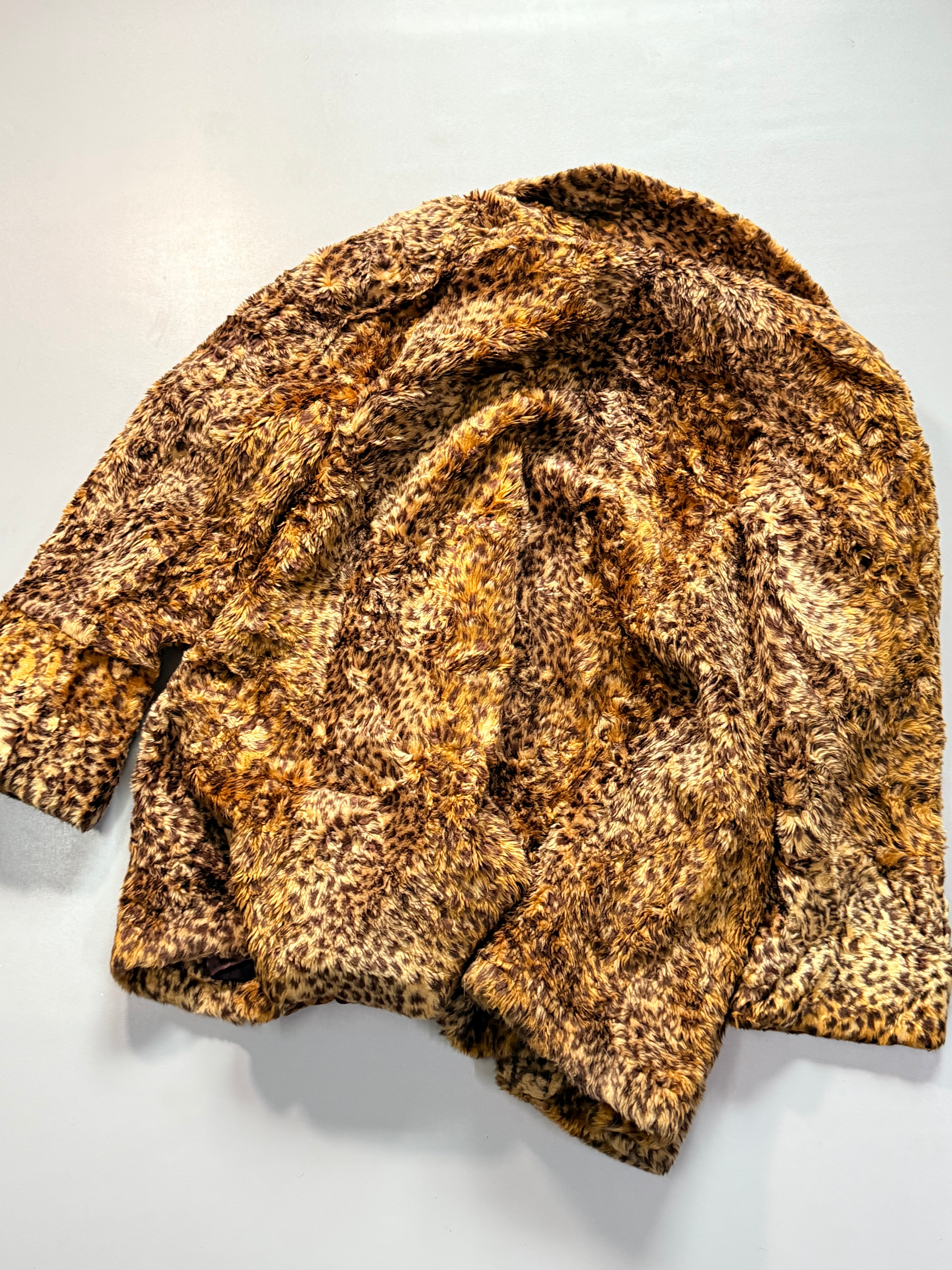 Fur coat (XL+)