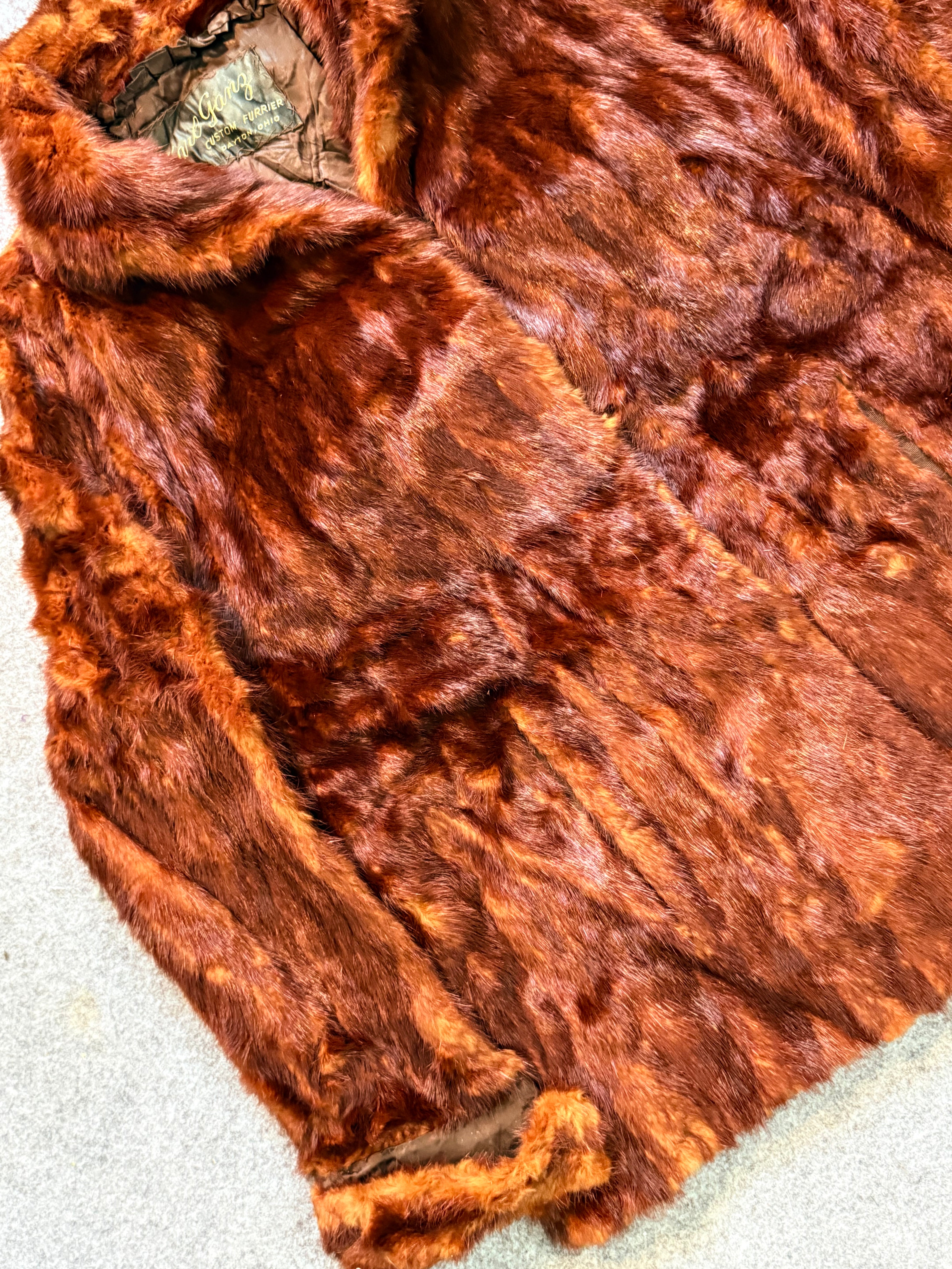Fur coat(S/M)