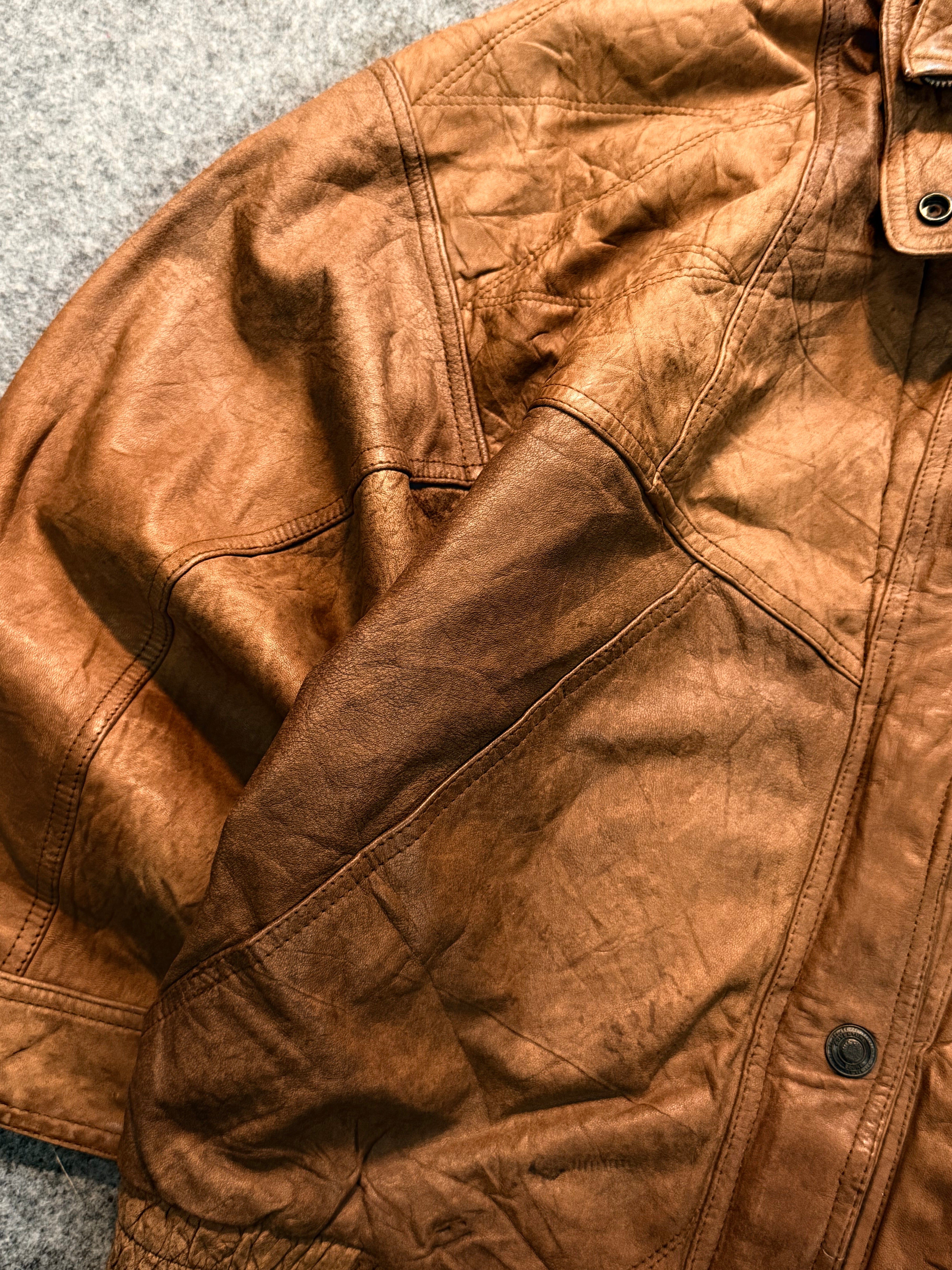 Bomber leather jacket(M/L)