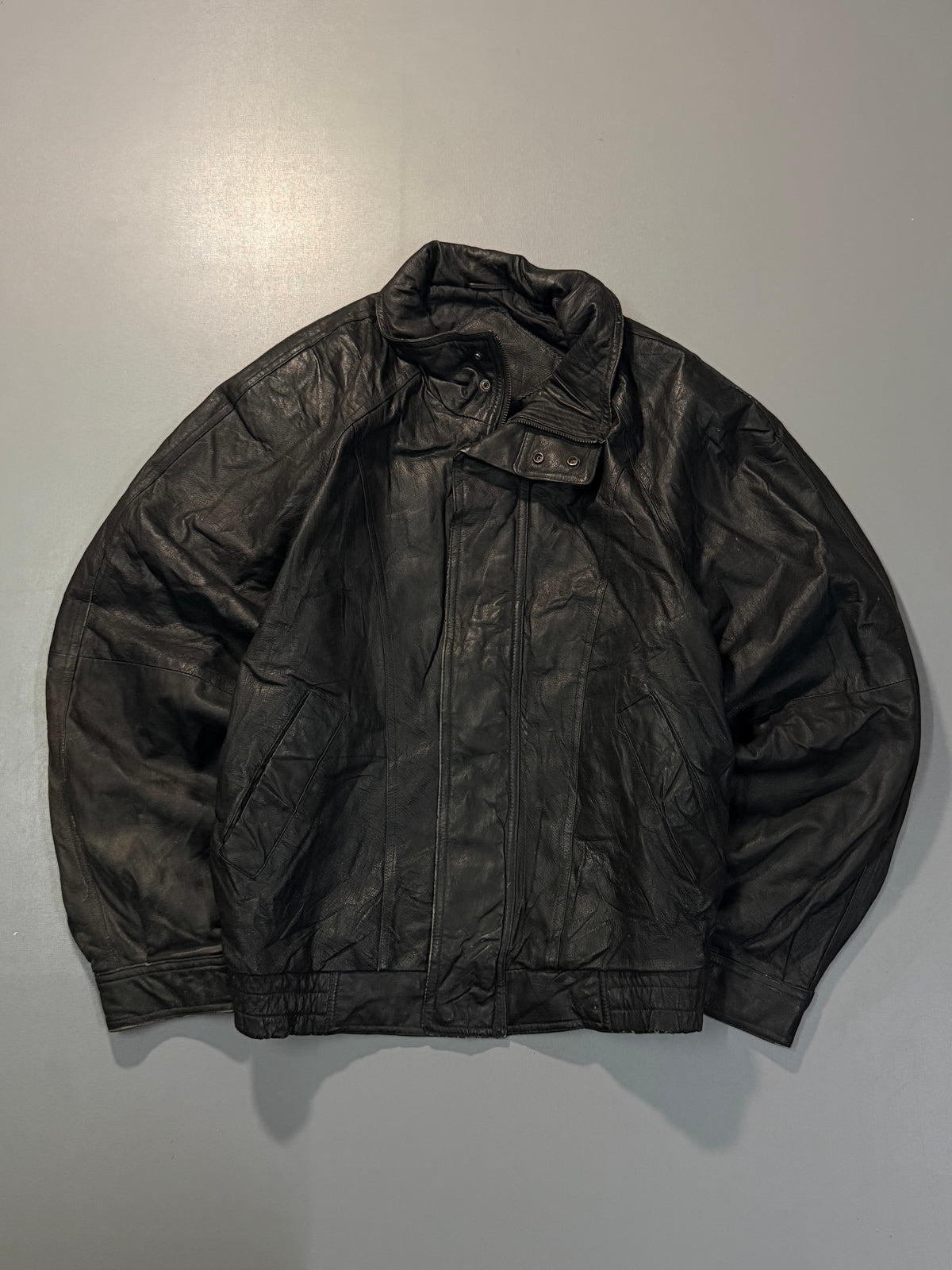 Bomber leather jacket(M/L)