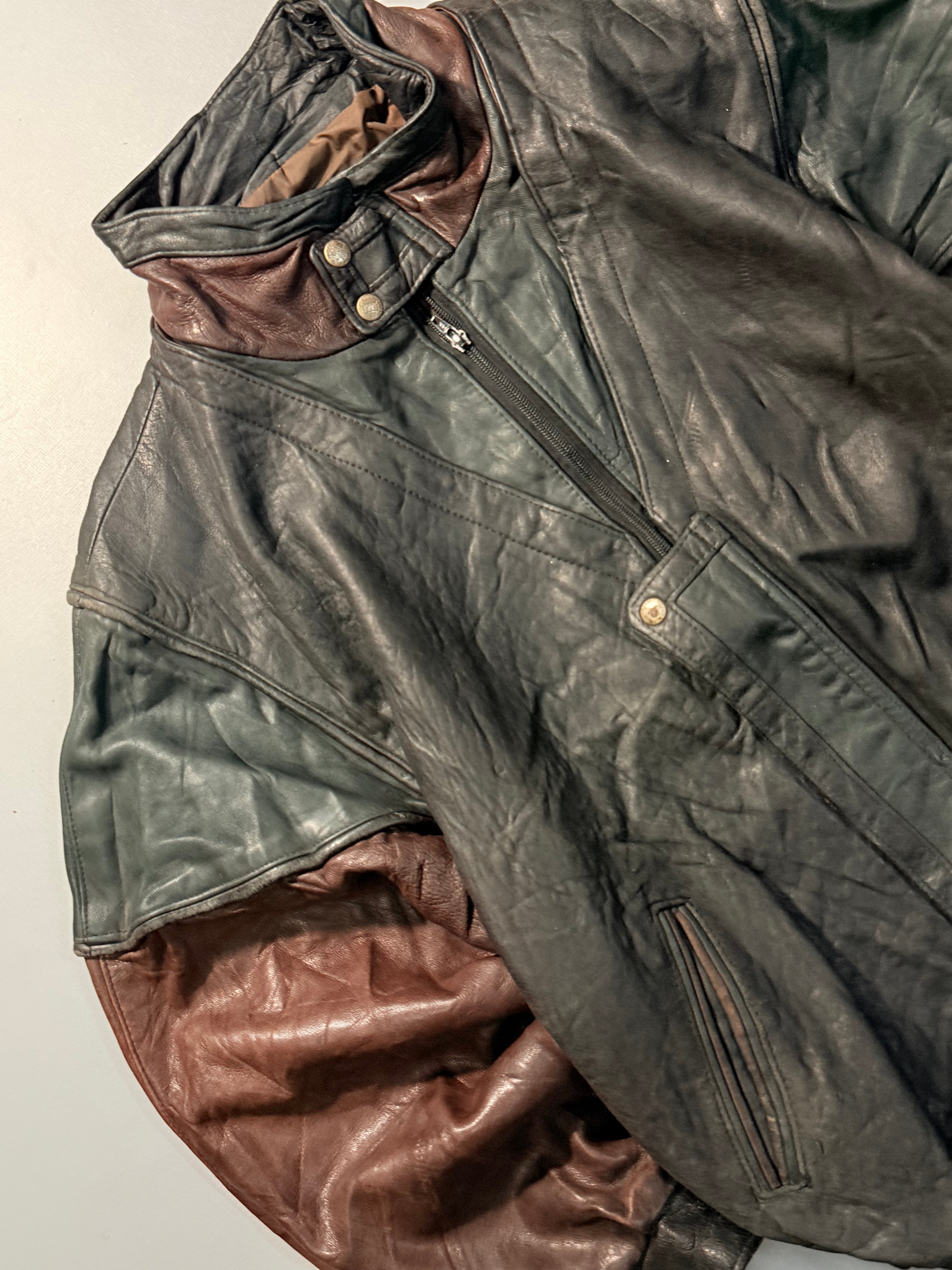 Bomber leather jacket(L/XL)