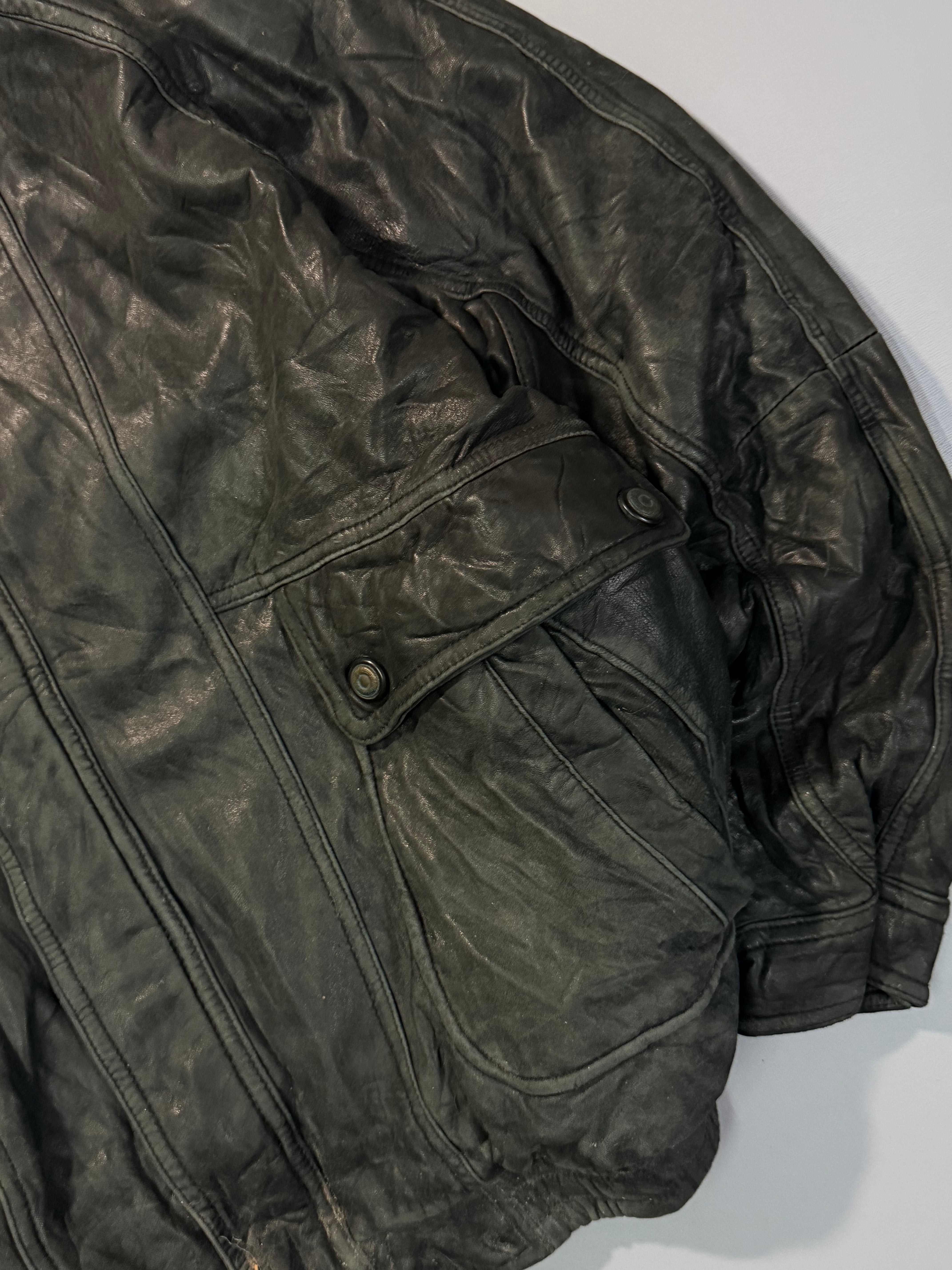 Bomber leather jacket(L/XL)