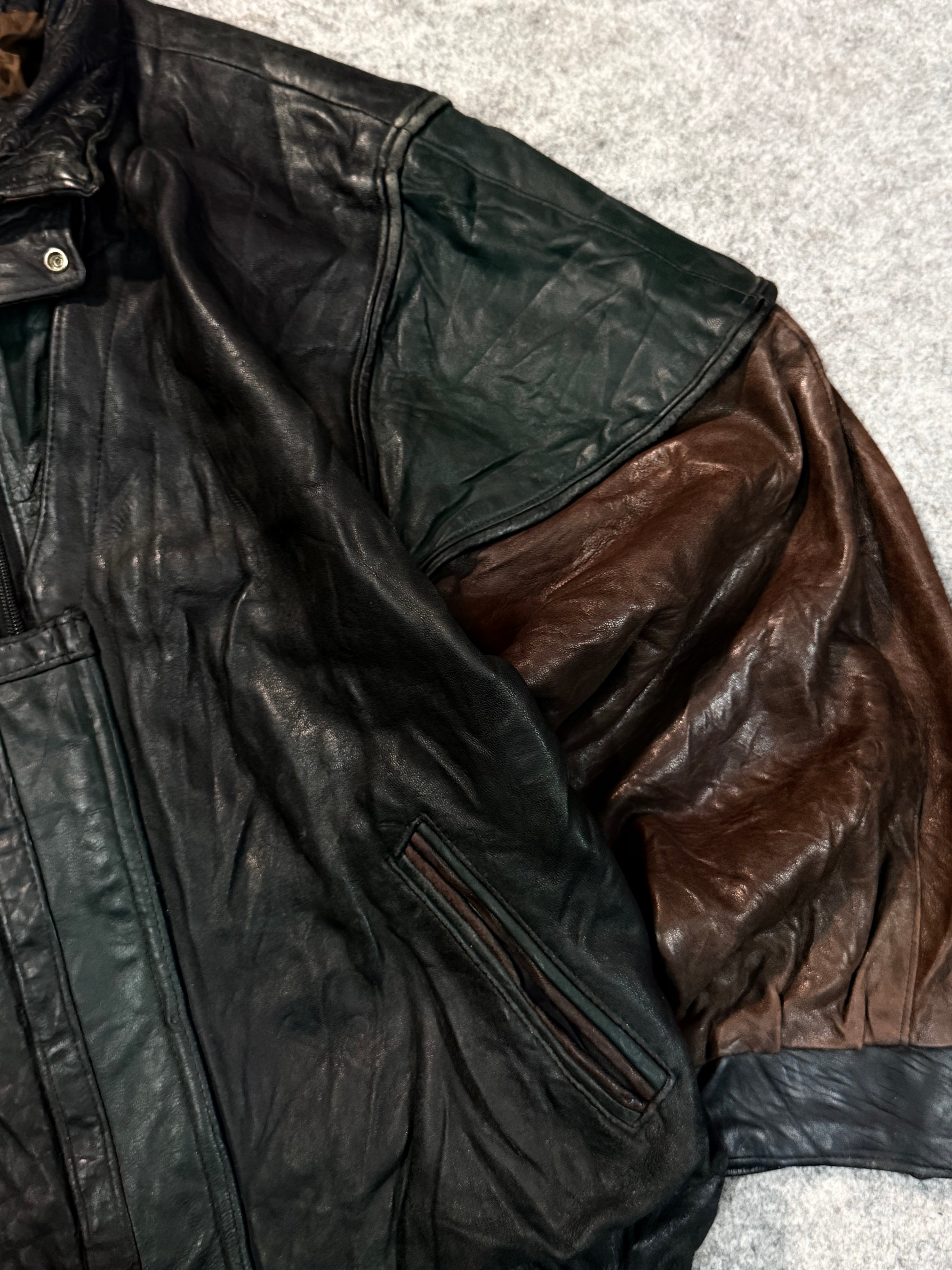 Bomber leather jacket(L/XL)