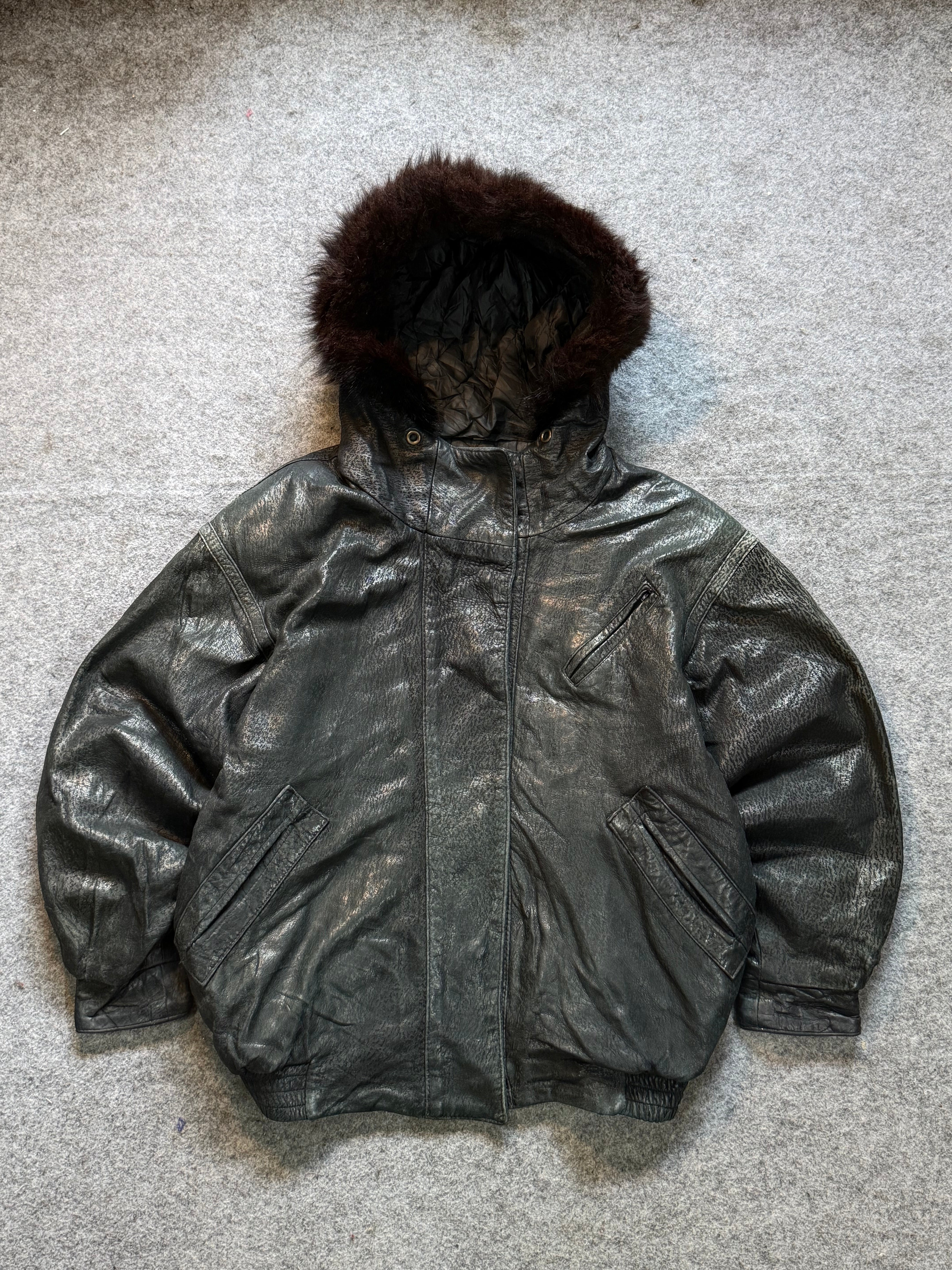 Bomber leather jacket(L/XL)