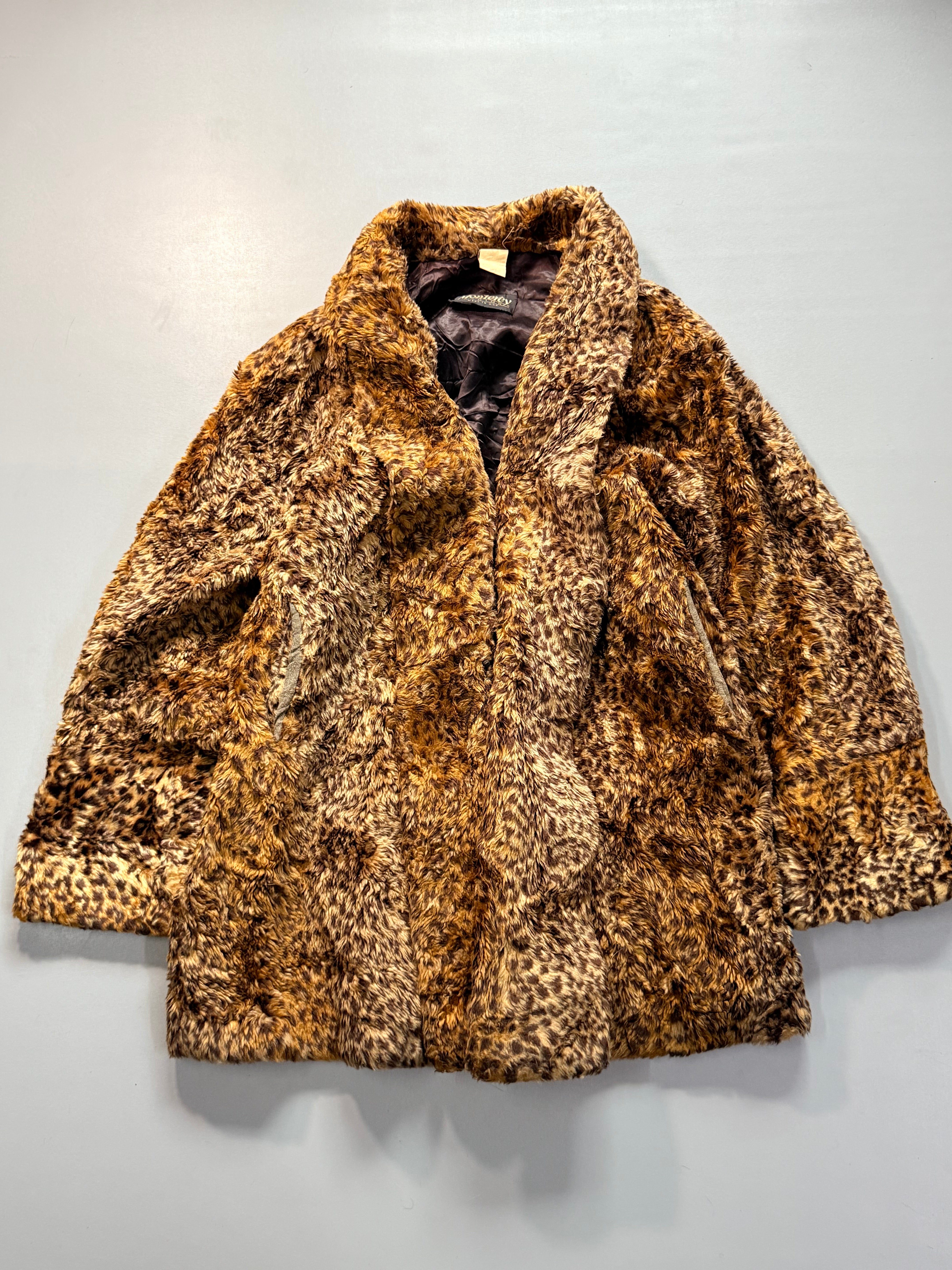 Fur coat (XL+)