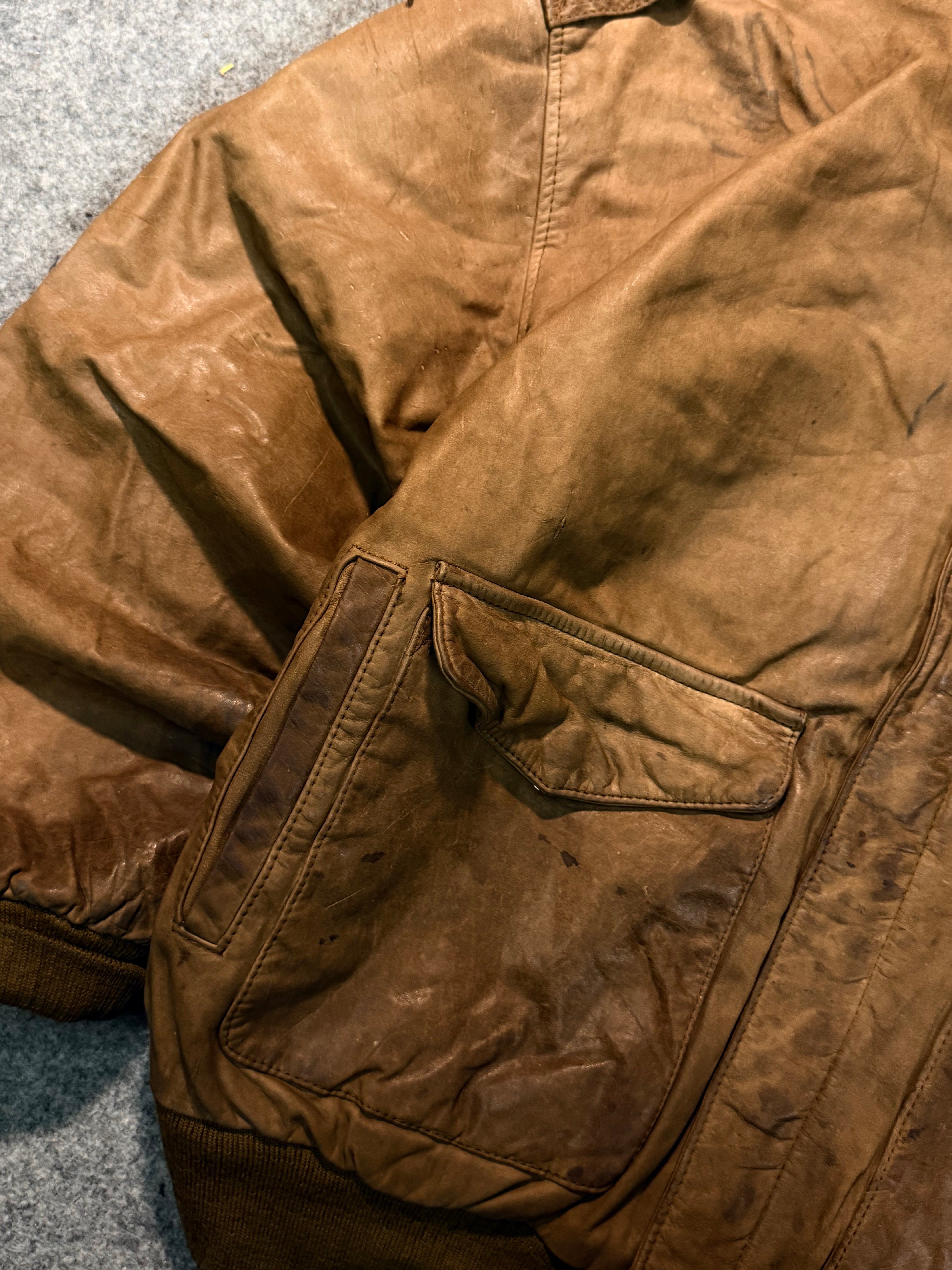 Bomber leather jacket(M/L)