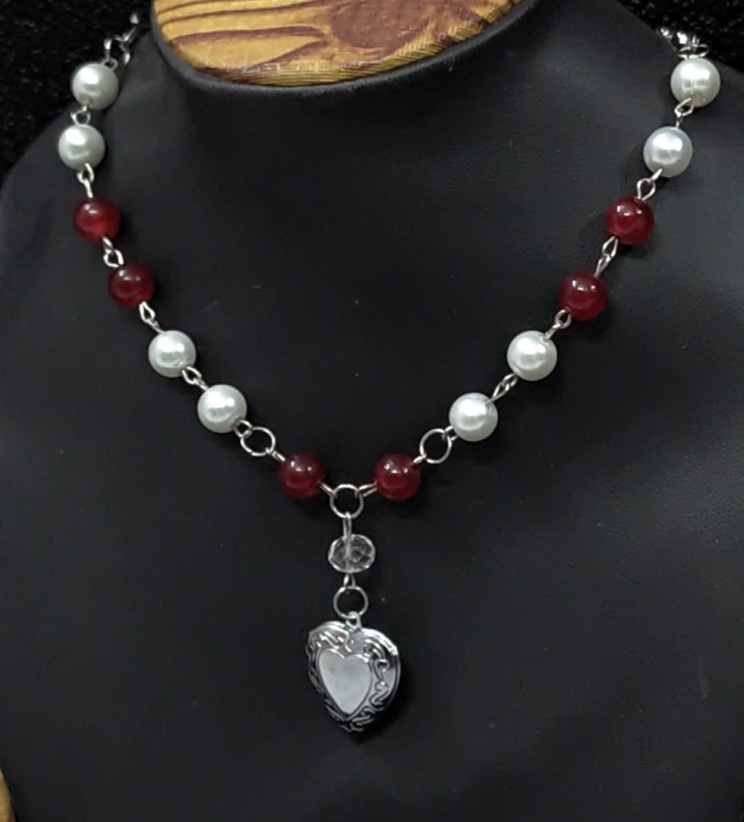 Sweetheart necklace