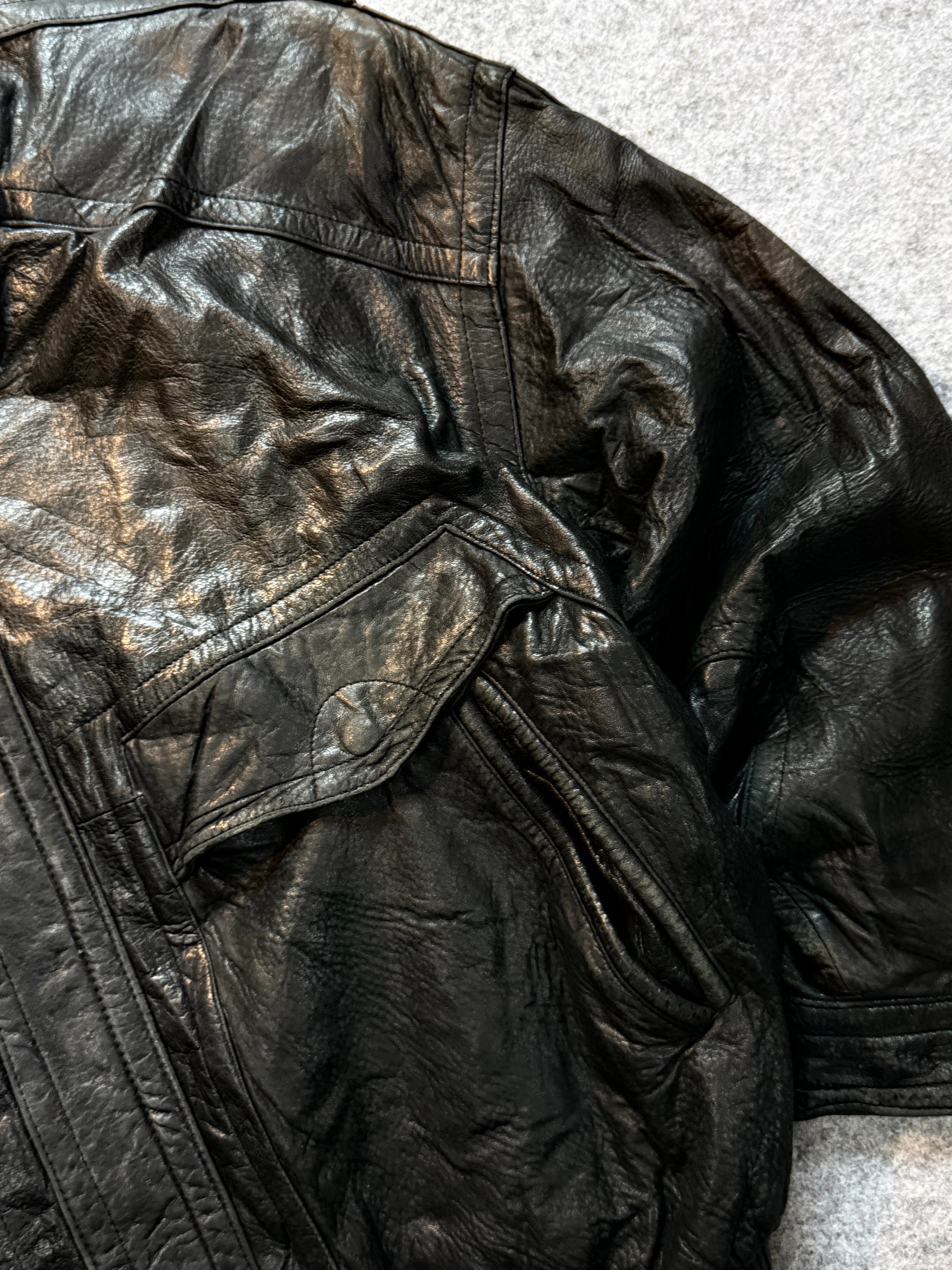 Bomber leather jacket(XL/2XL)