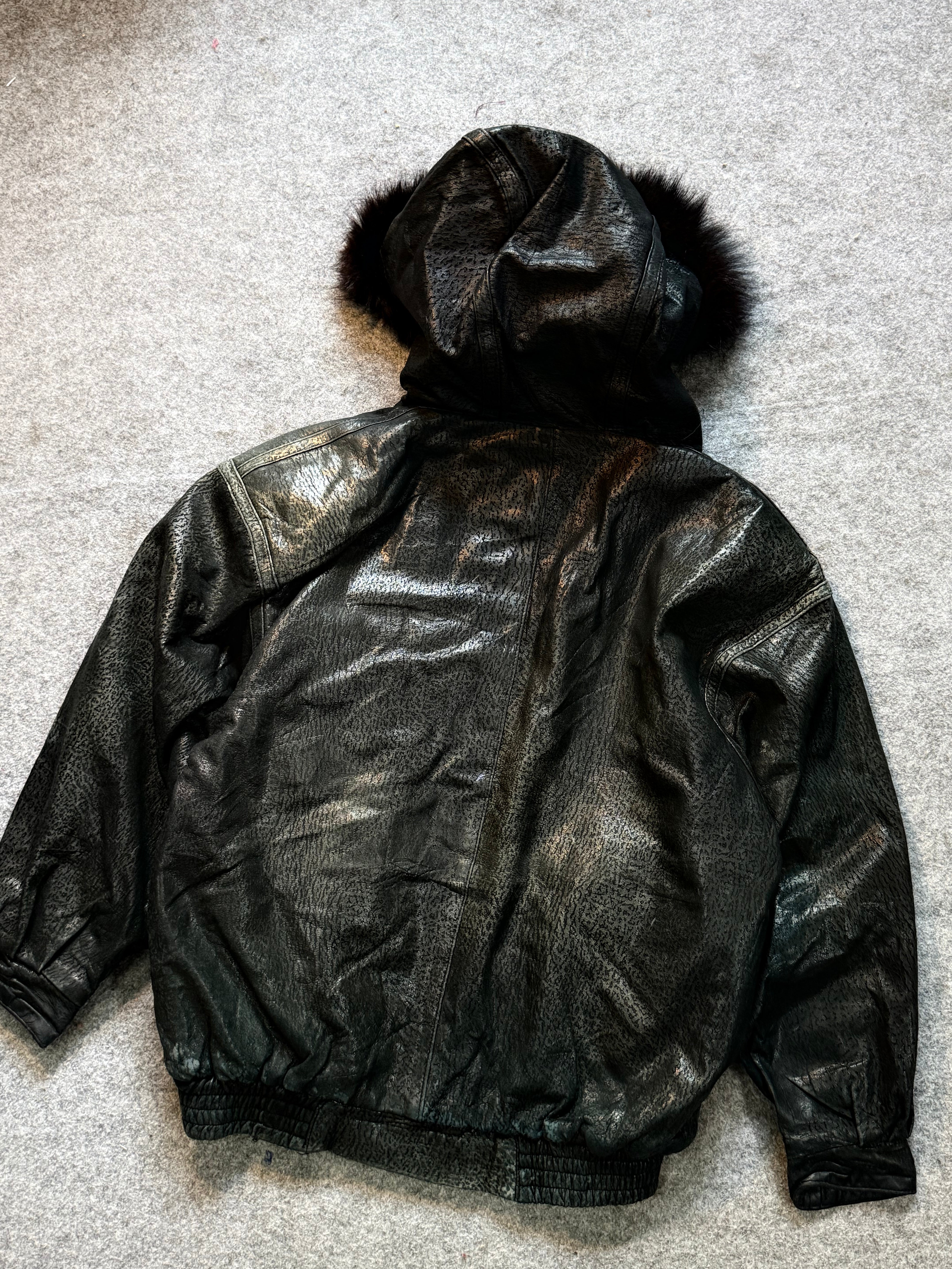 Bomber leather jacket(L/XL)
