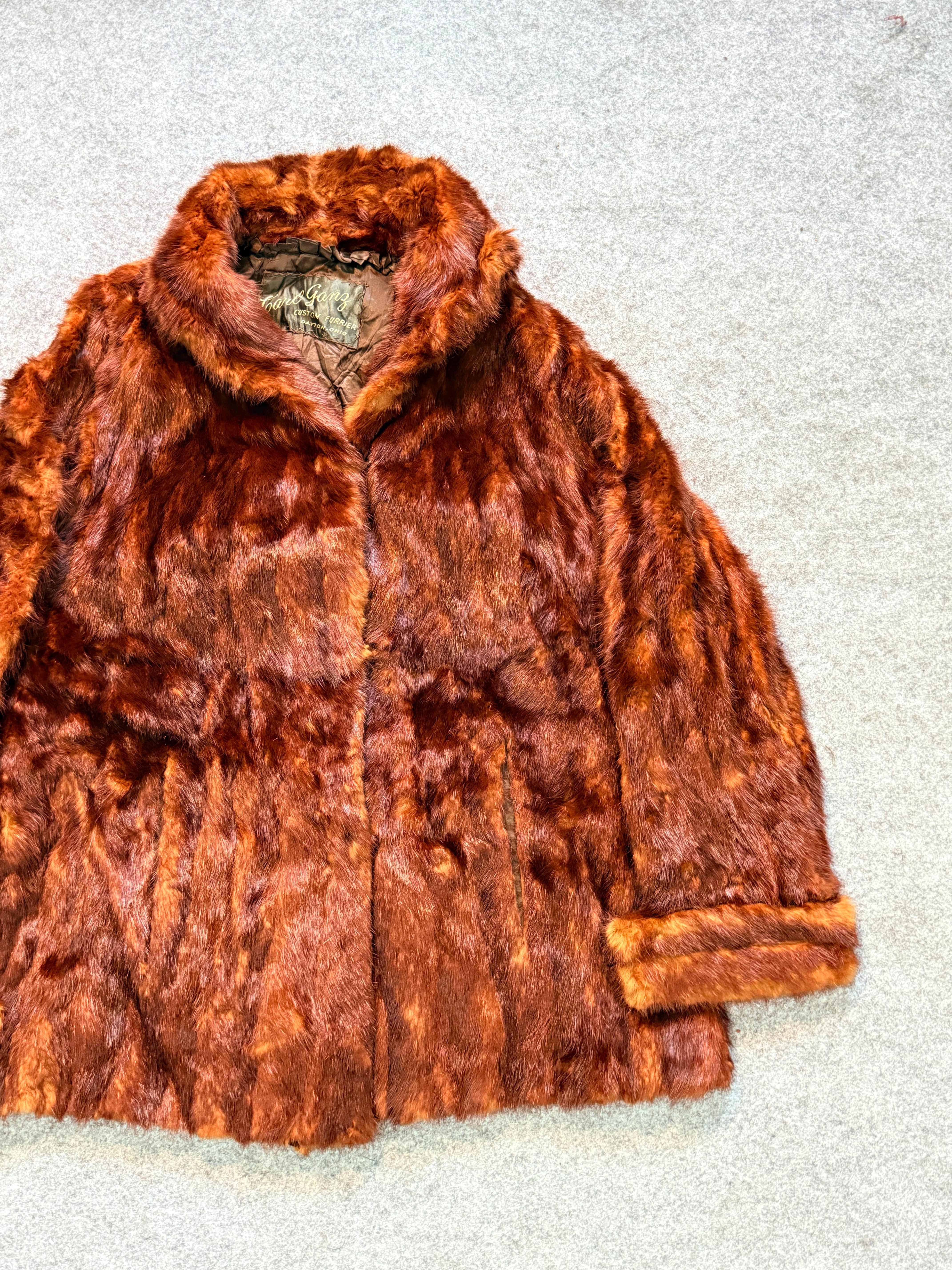 Fur coat(S/M)
