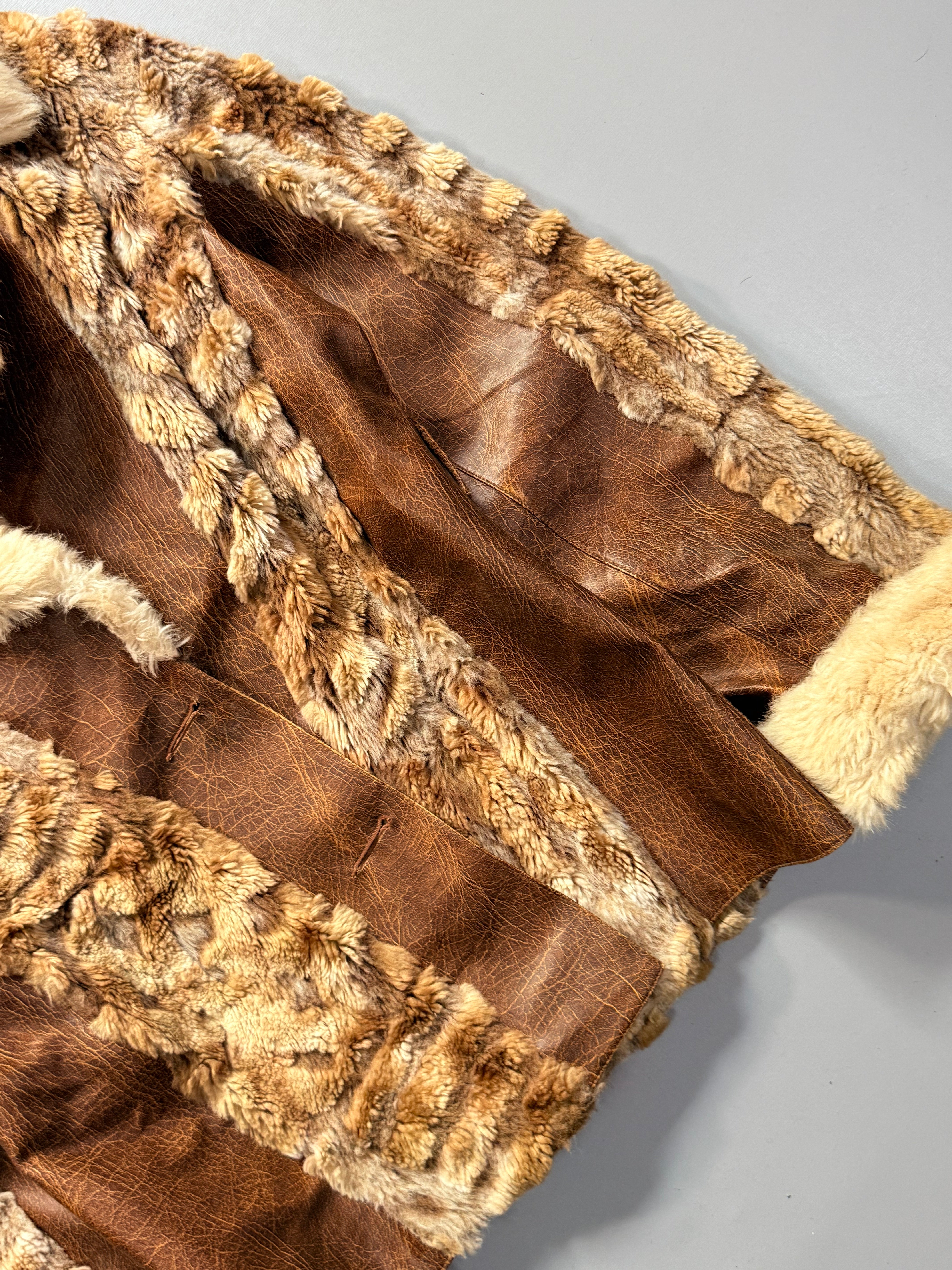 Fur-Leather coat (S/M/L)