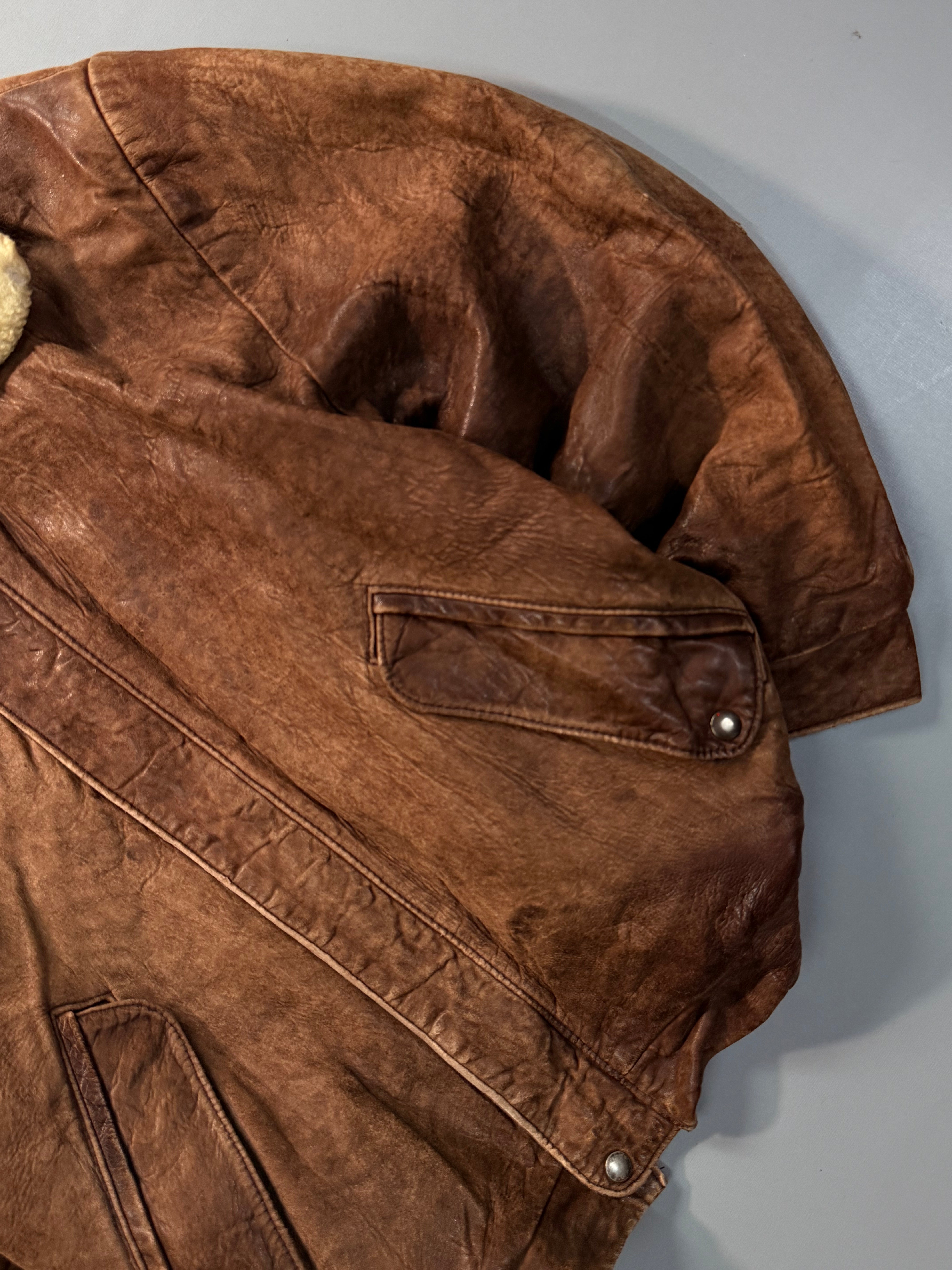 Leather jacket(M/L)