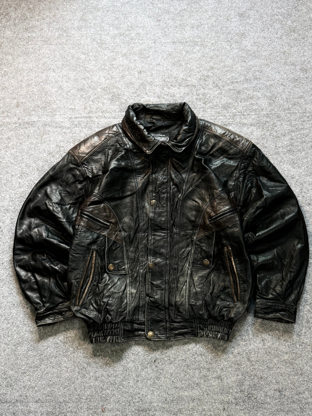 Bomber leather jacket(L/XL+)
