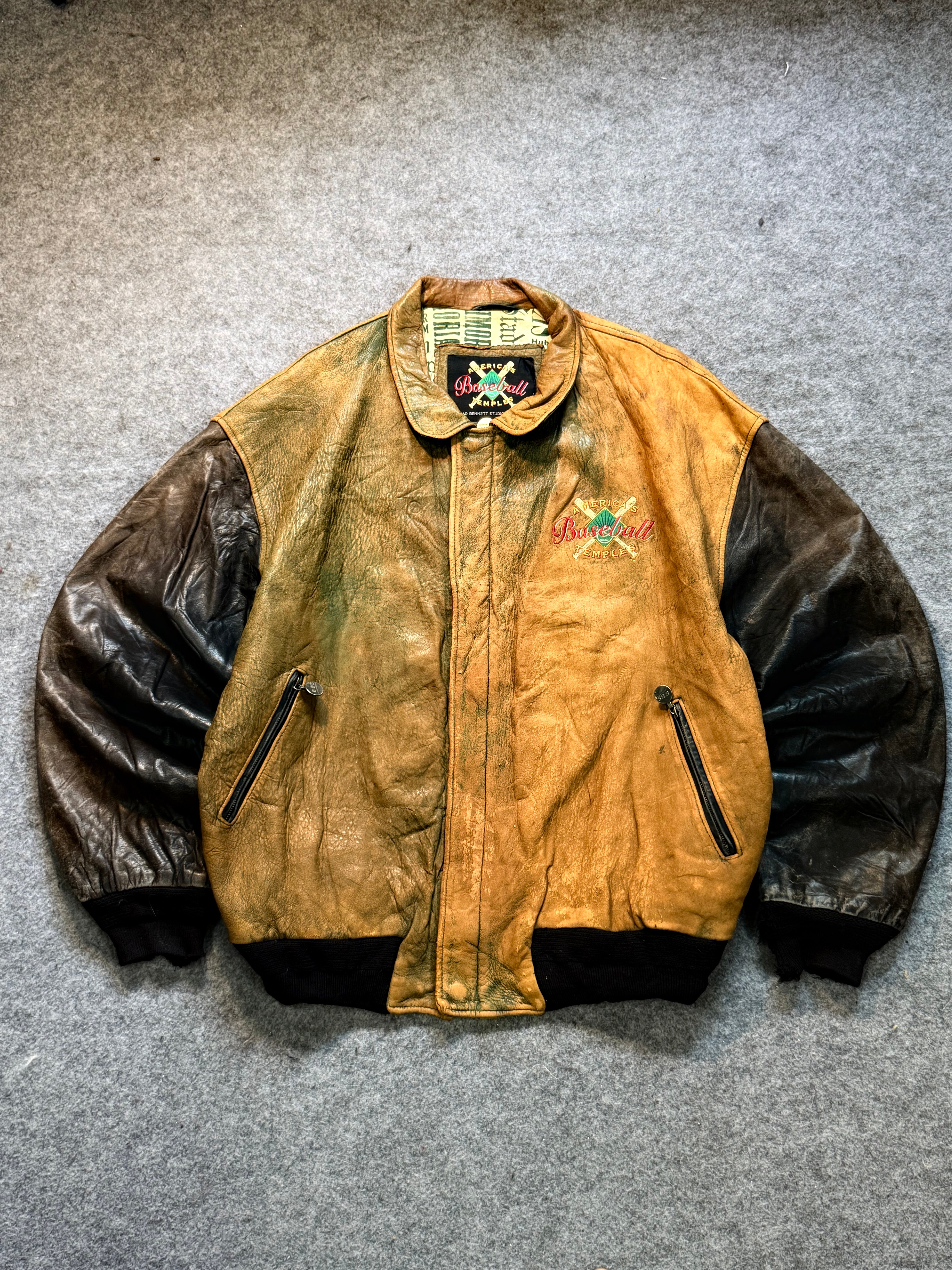 Bomber leather jacket(L/Xl)