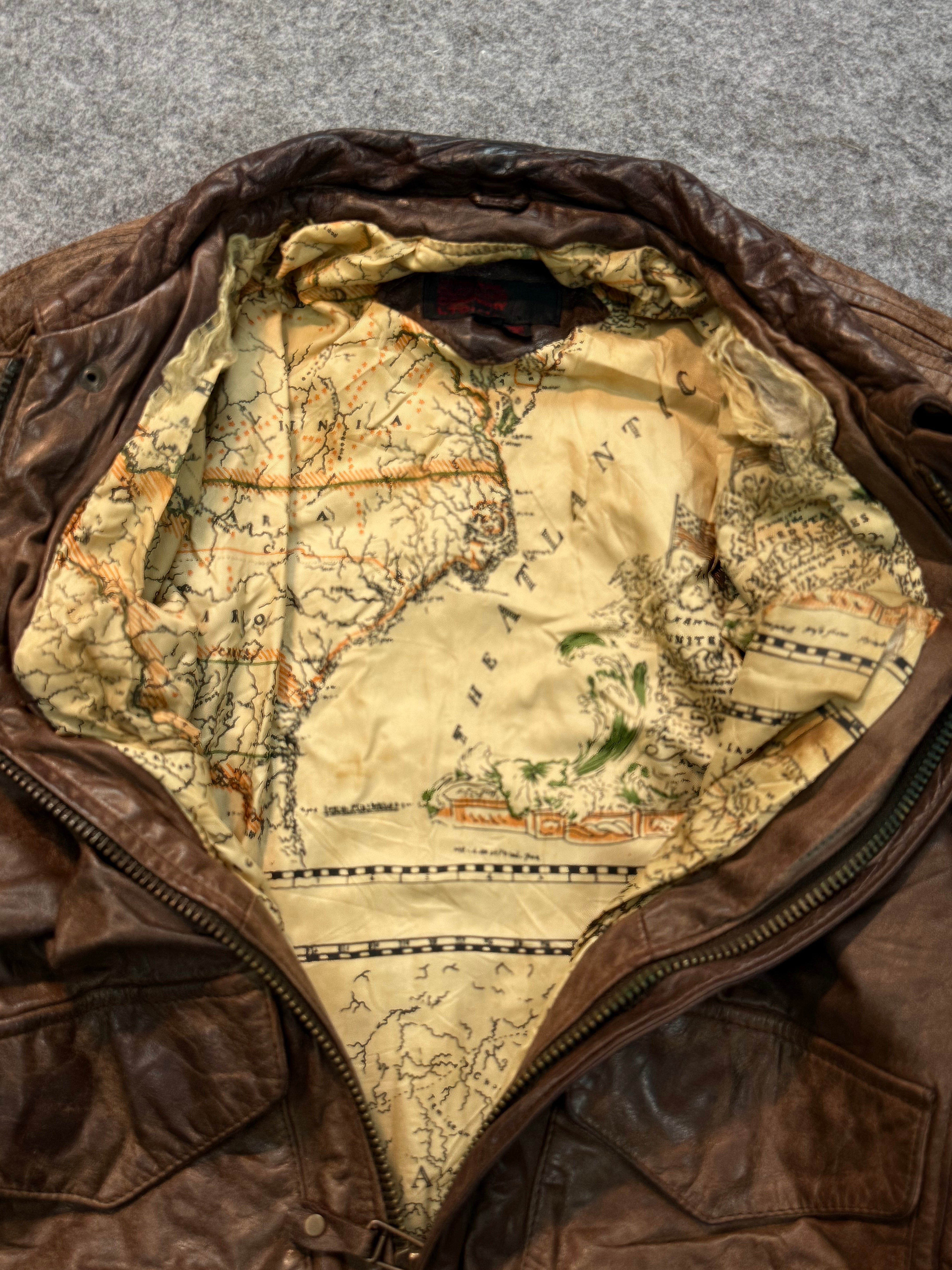 Bomber leather jacket(M/L)